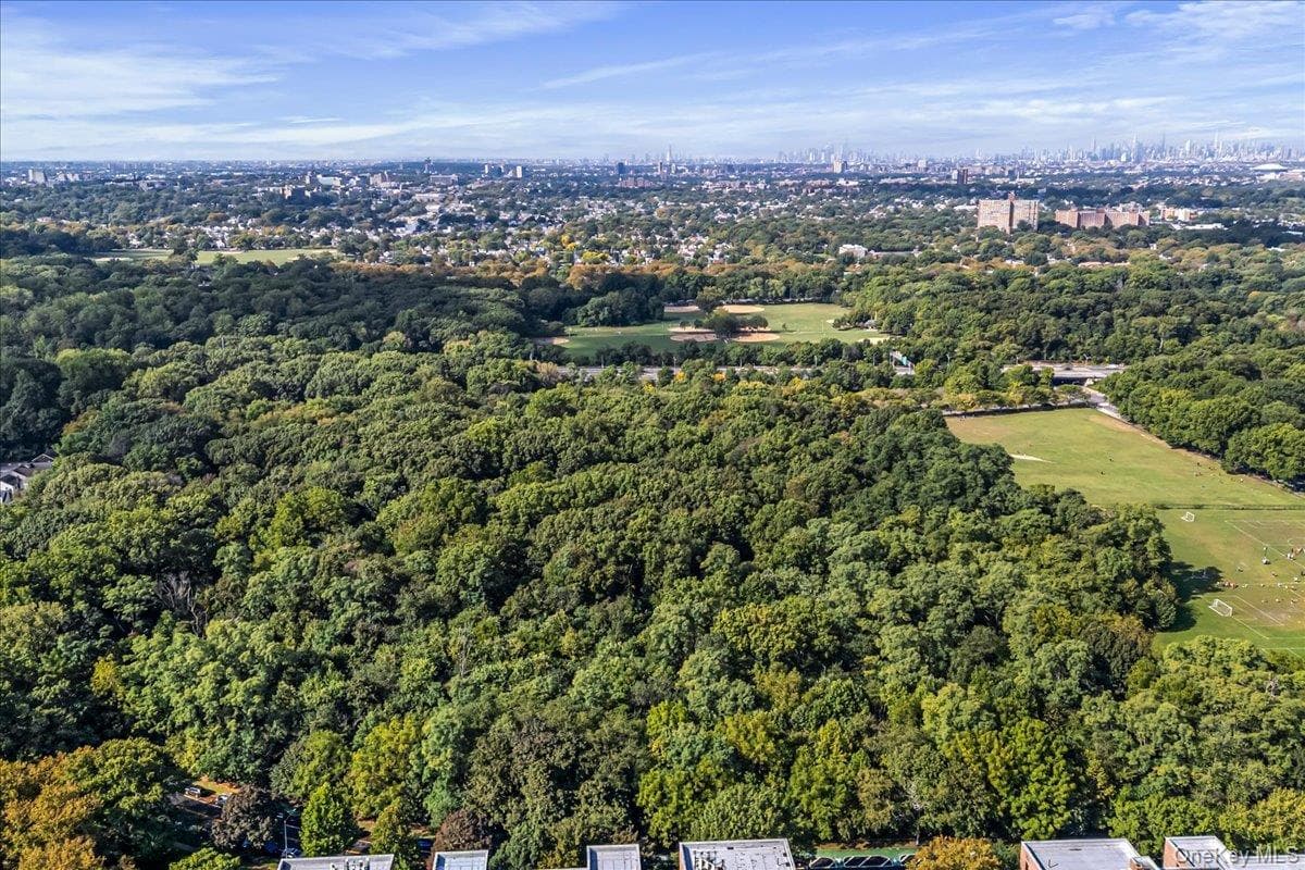 73-23 210th Street Unit: 6C thumbnail 28
