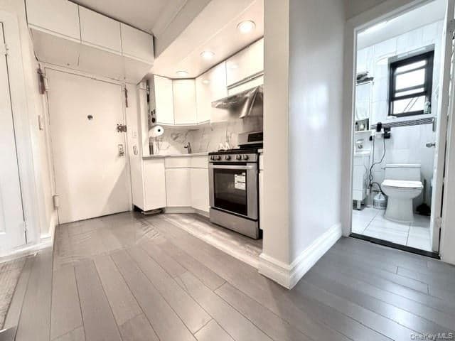 73-23 210th Street Unit: 6C thumbnail 13