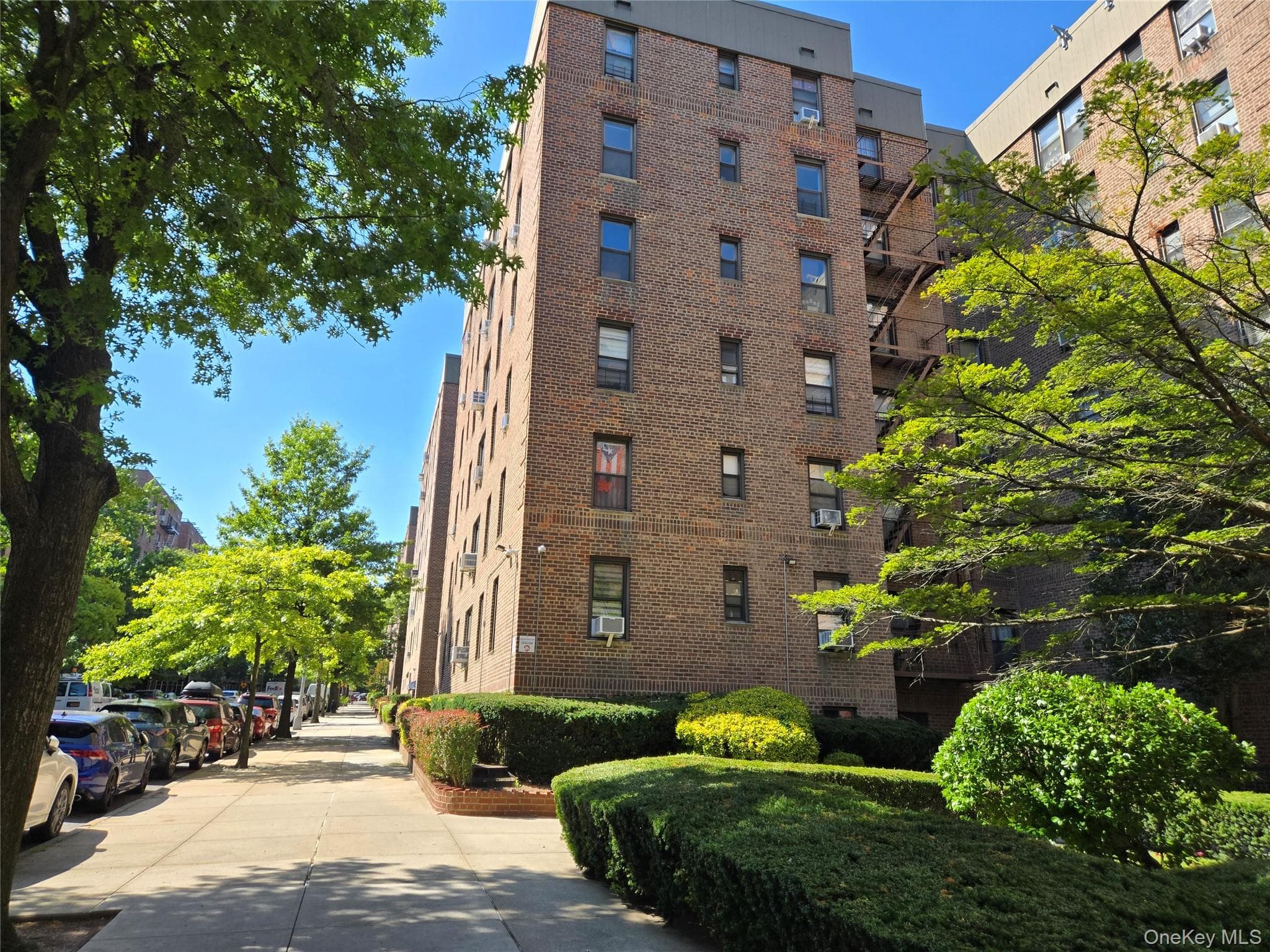 83-25 98th Street Unit: 1P thumbnail 4