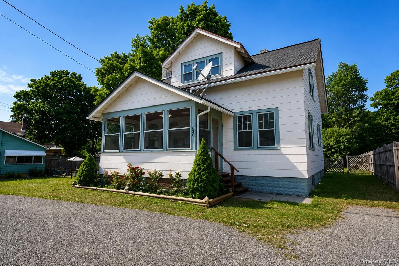 630 Route 212 photo 1