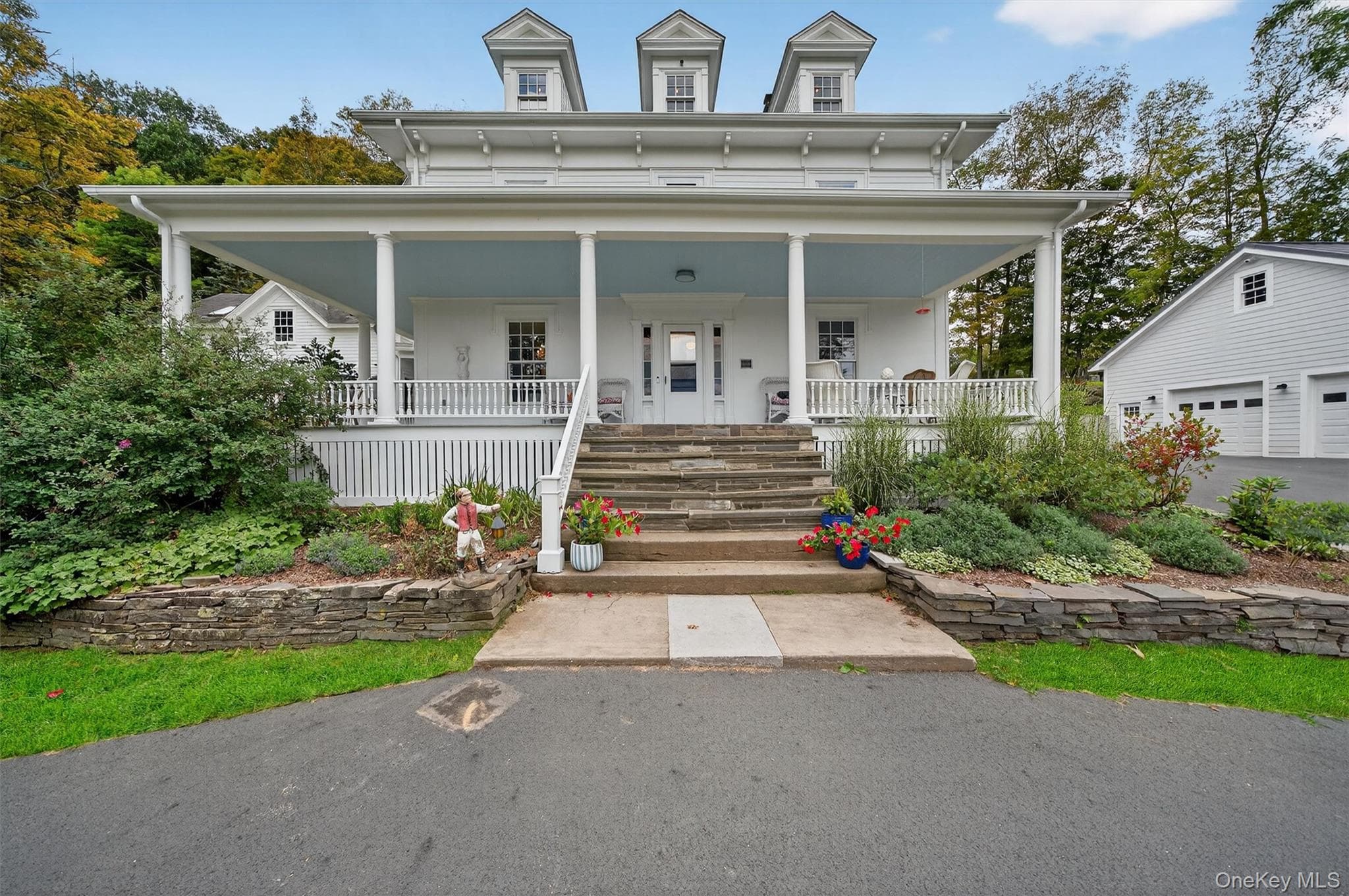 1657 River Road thumbnail 5
