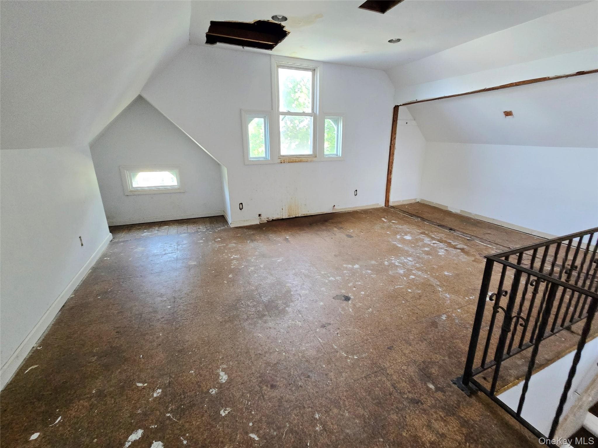 302 Locust Avenue thumbnail 13
