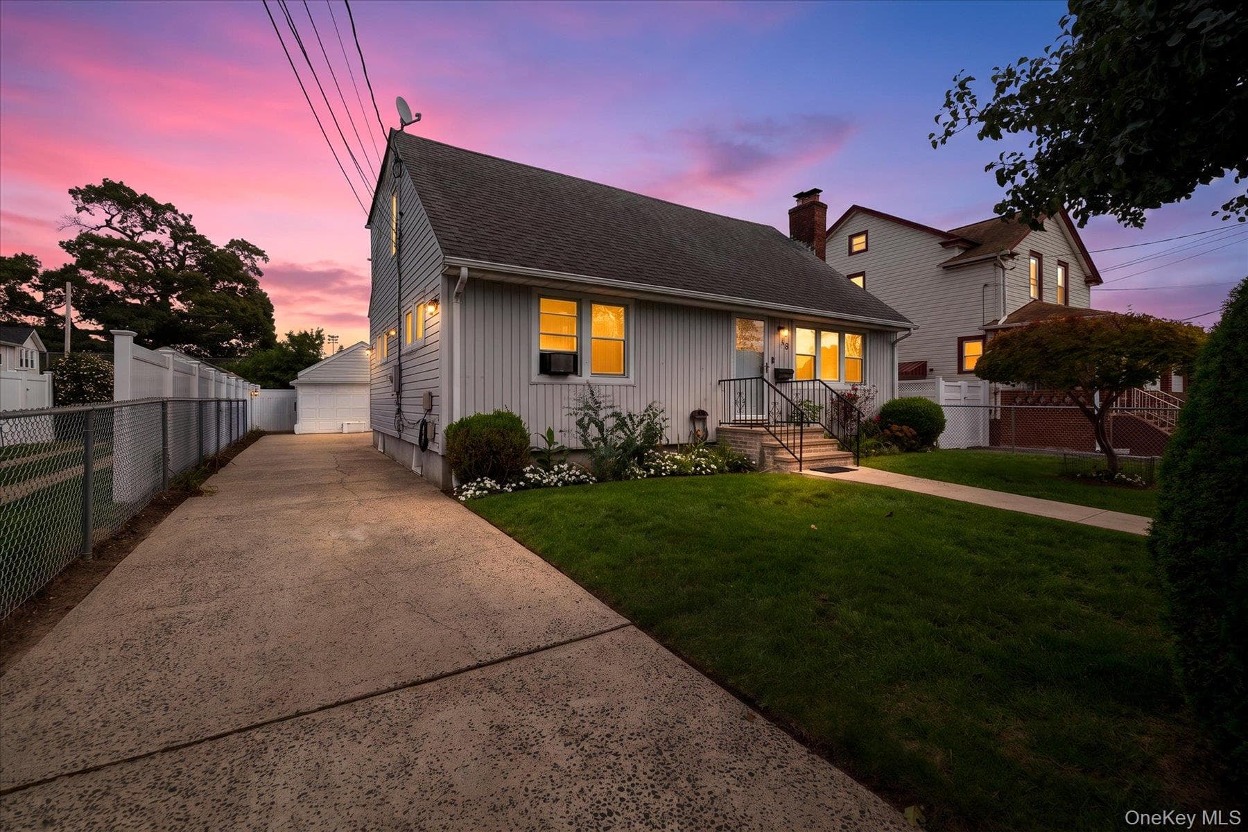 28 Harrison Avenue photo 1