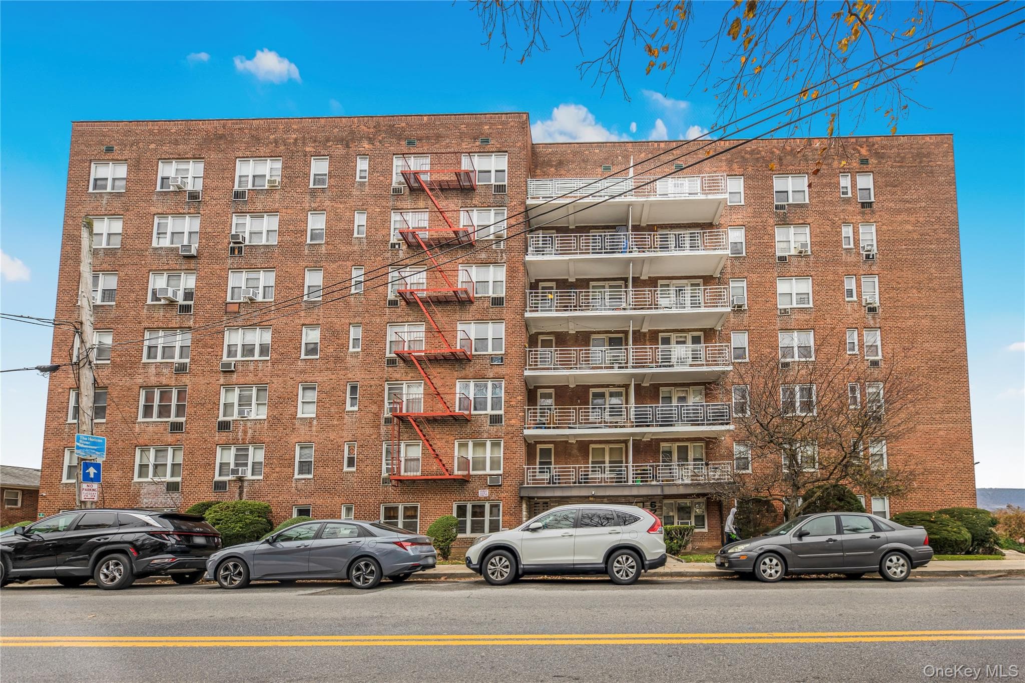 679 Warburton Avenue Unit: 1M thumbnail 16