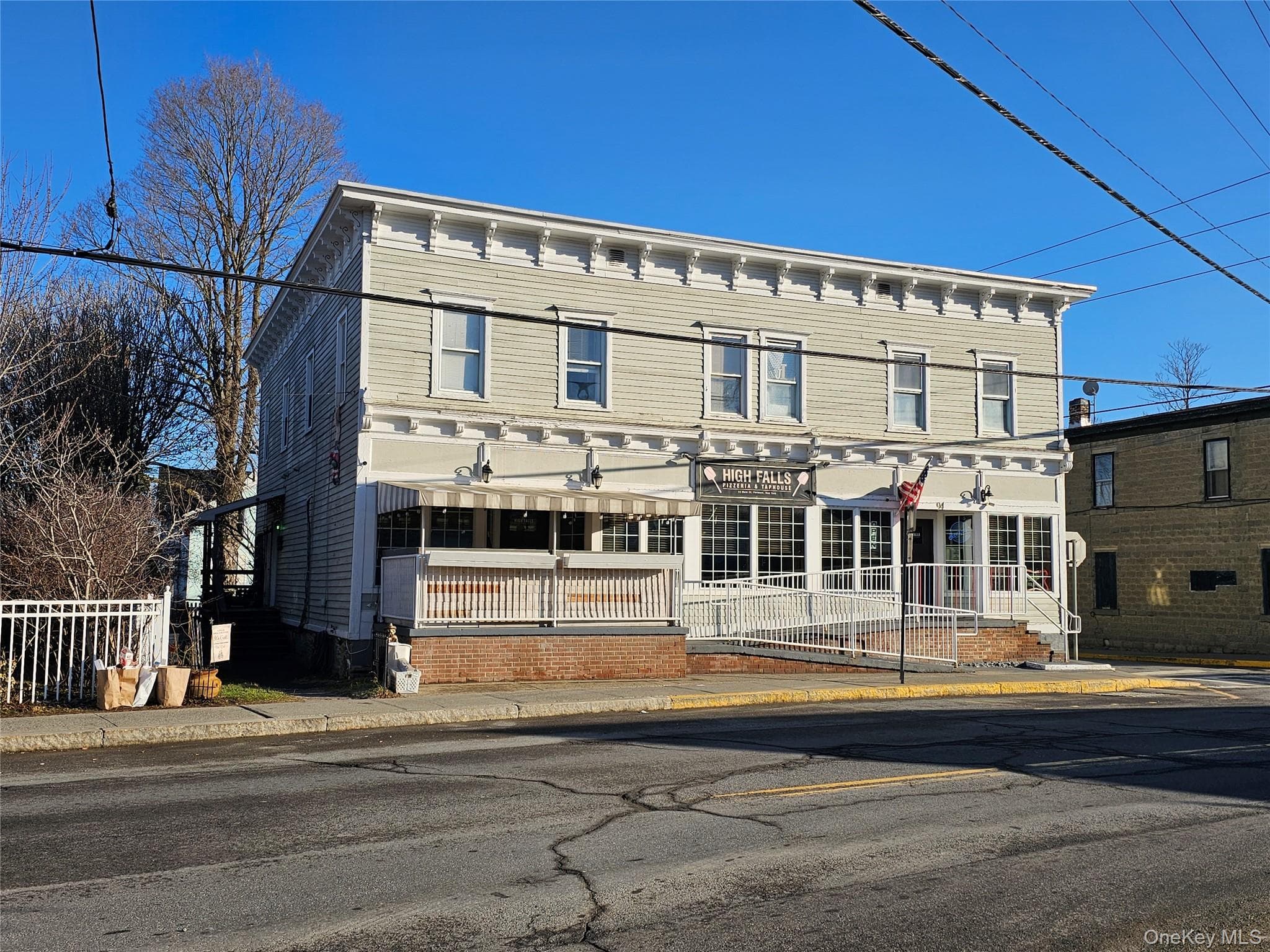 94 Main Street thumbnail 4