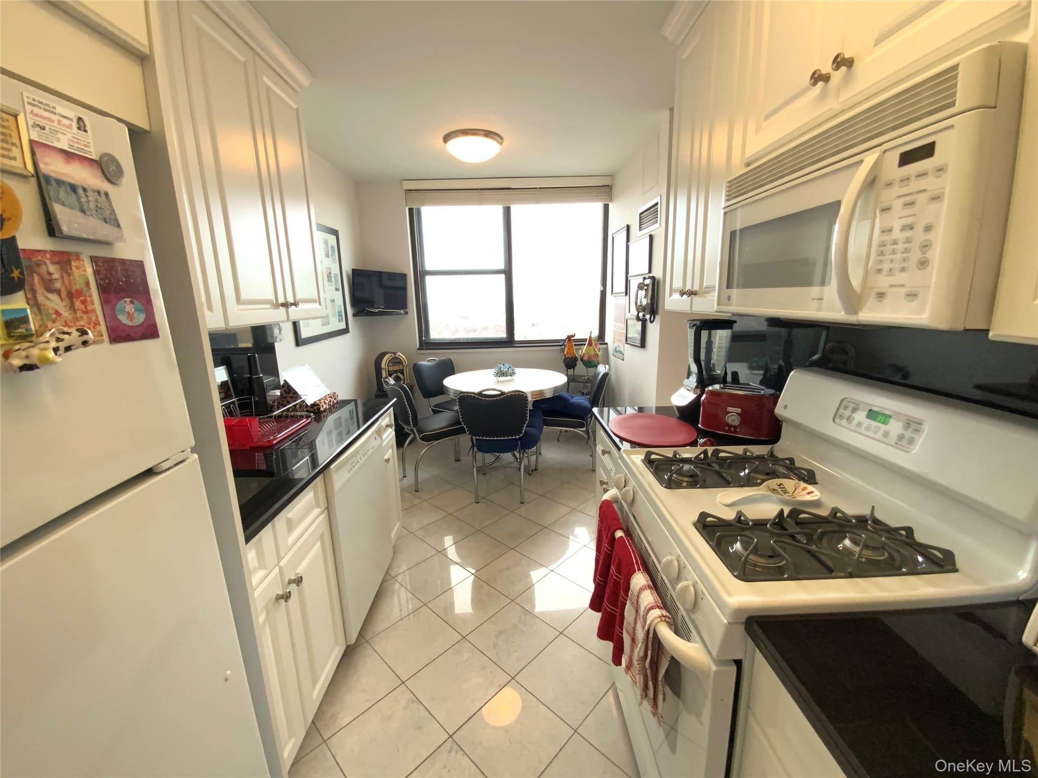 27110 Grand Central Parkway Unit: 33D thumbnail 9
