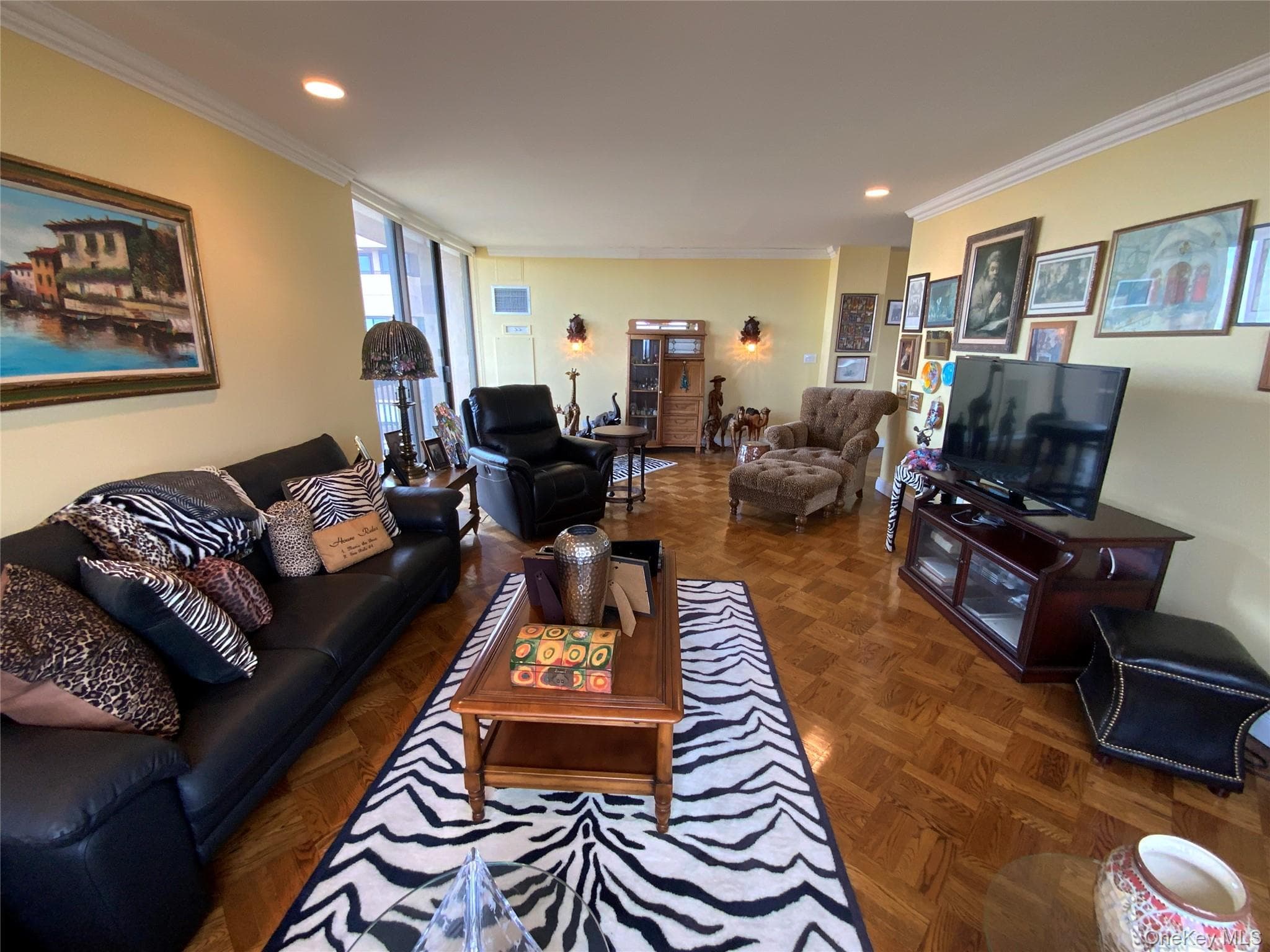 27110 Grand Central Parkway Unit: 33D thumbnail 6