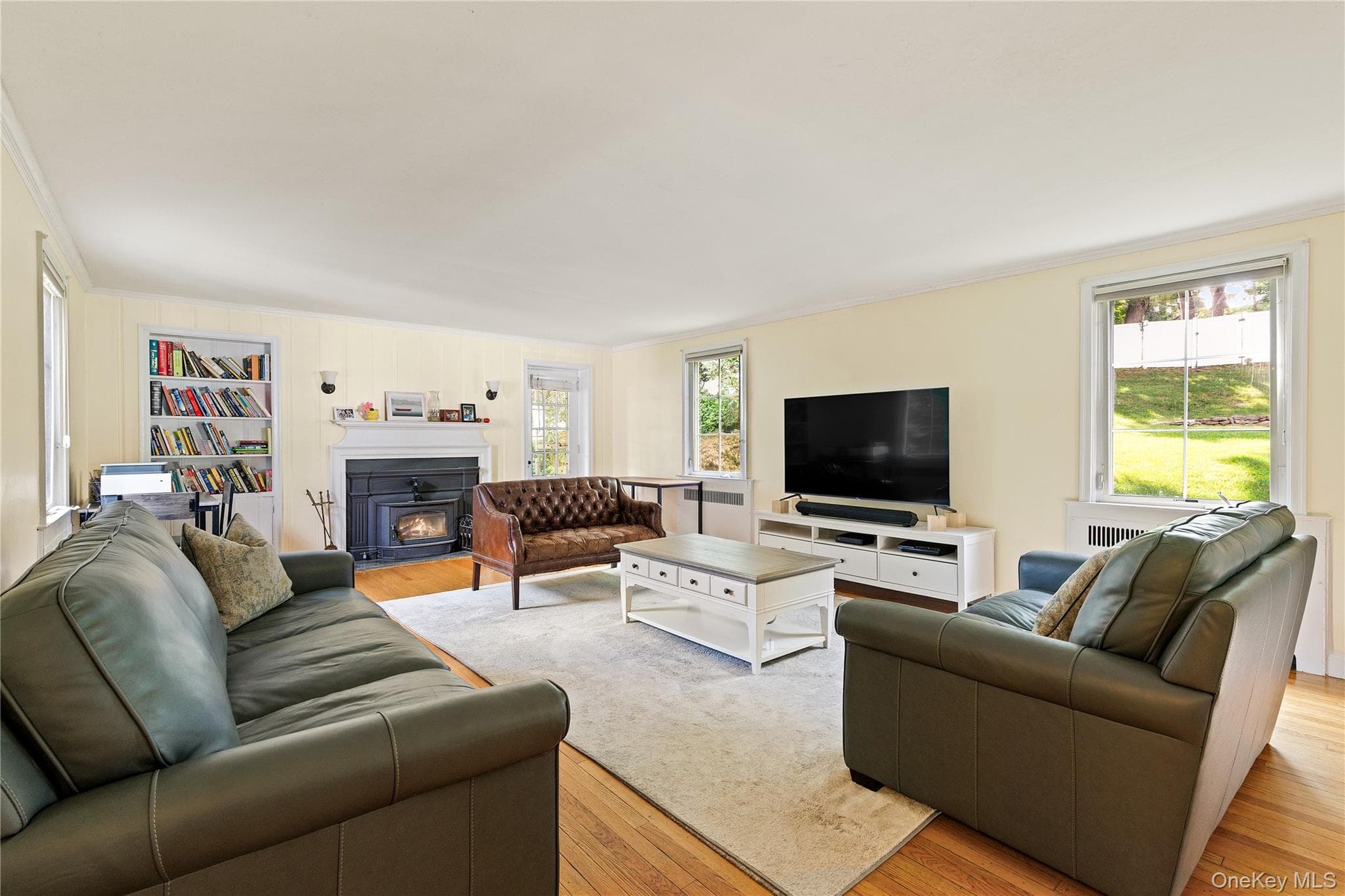 594 Fort Hill Road thumbnail 2