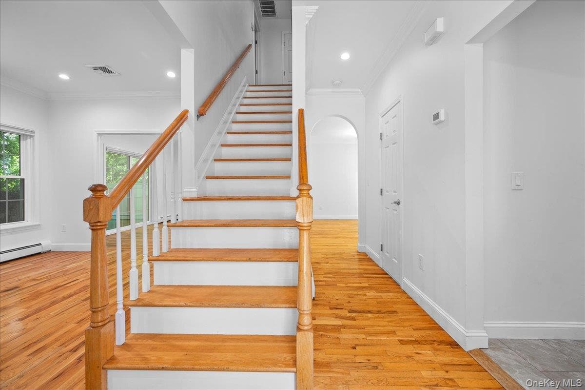 76 Smith Avenue thumbnail 13