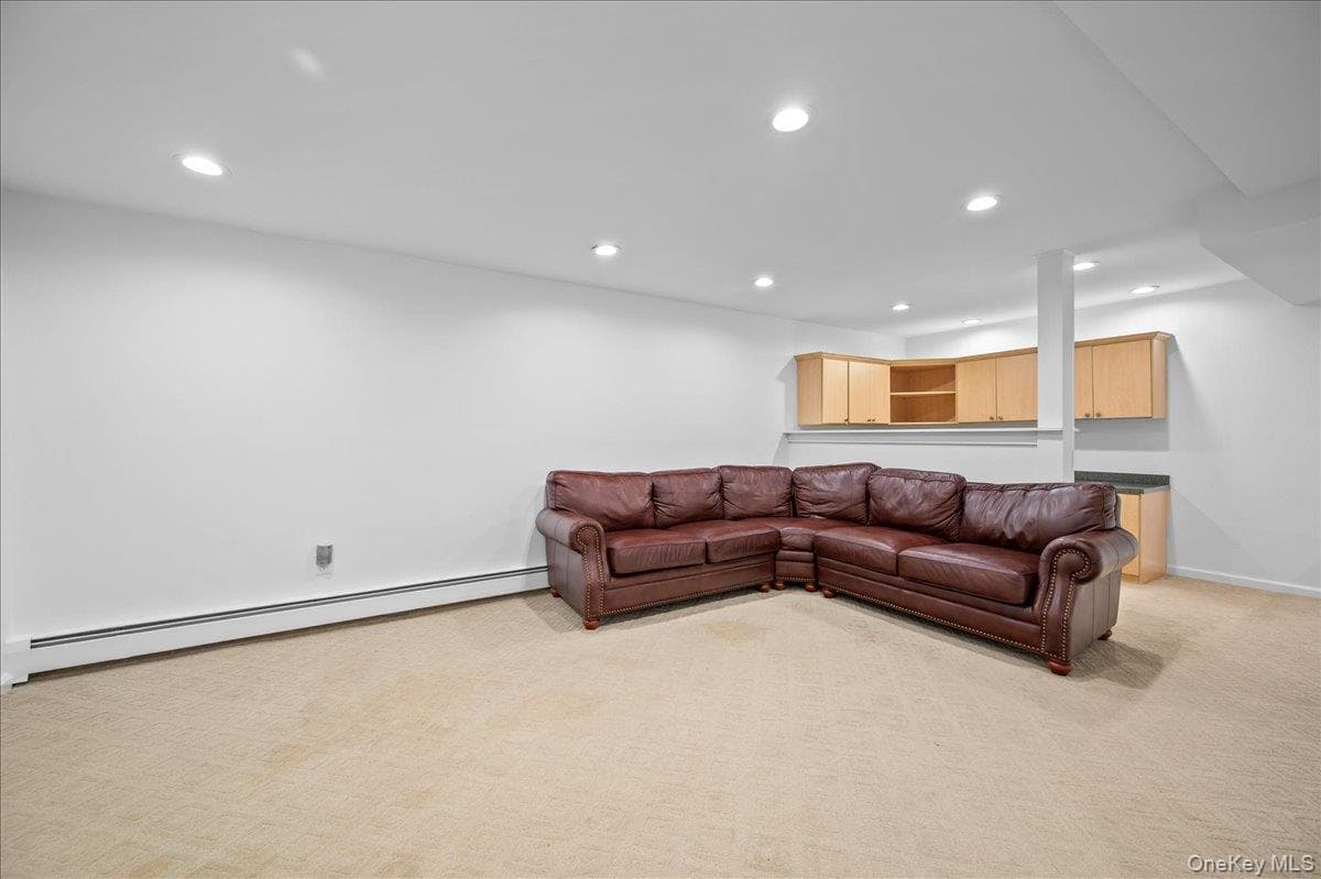 76 Smith Avenue thumbnail 35