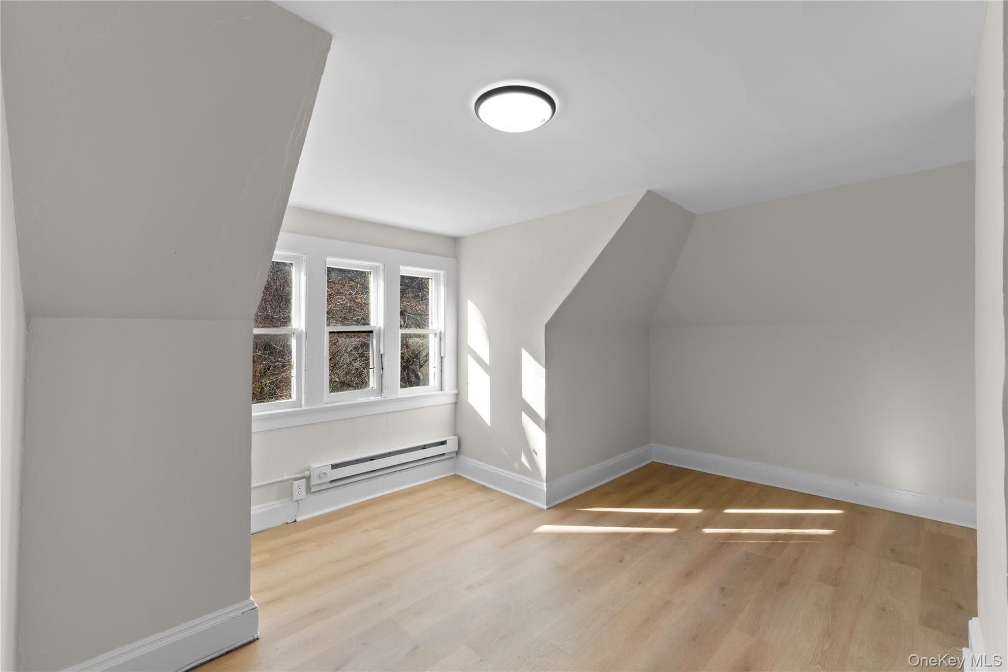 54 Hudson Avenue thumbnail 19
