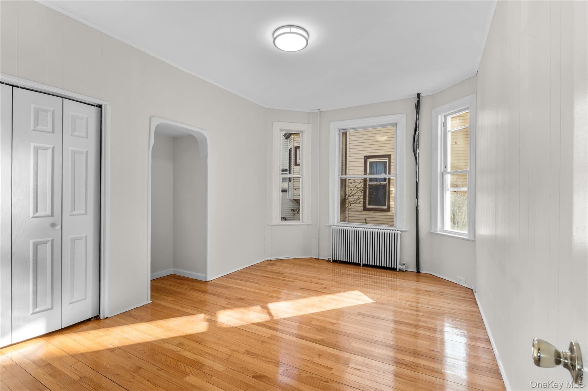 54 Hudson Avenue thumbnail 4