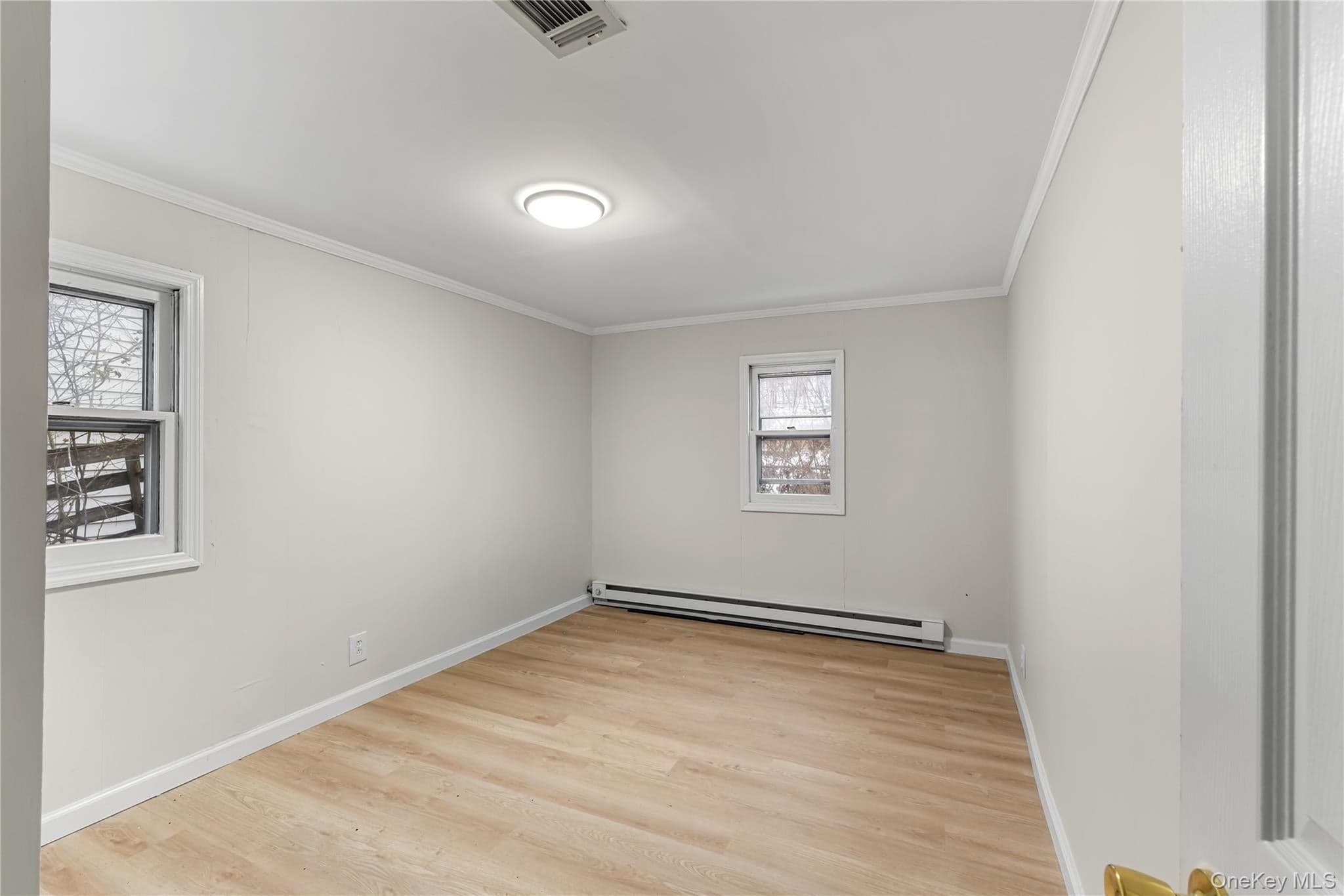 54 Hudson Avenue thumbnail 23