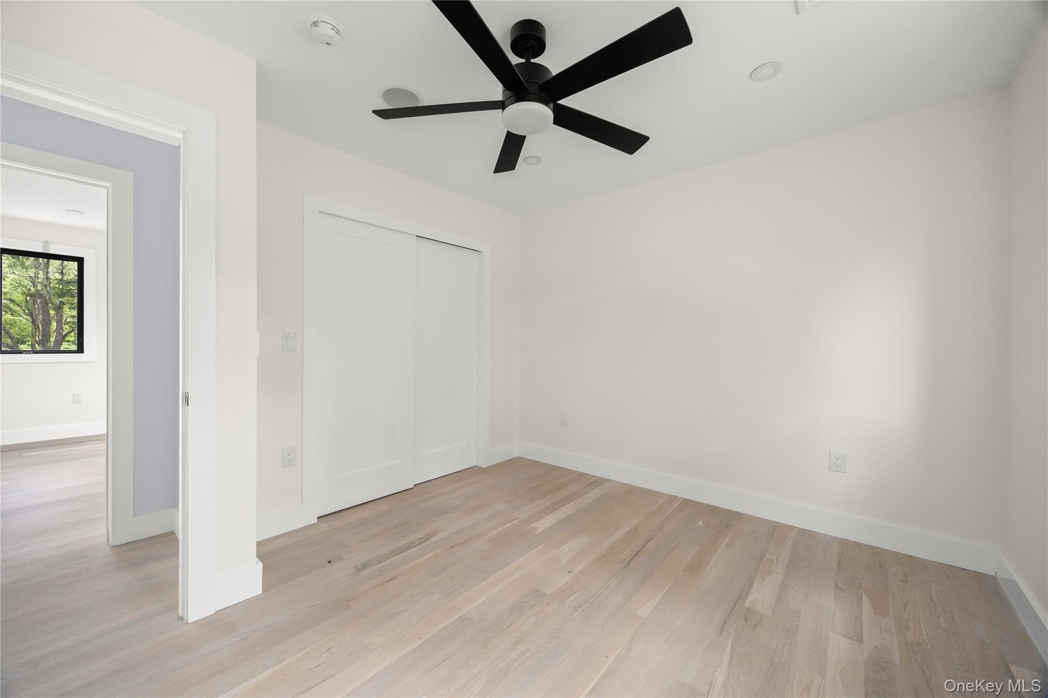 35 Harry Howard Avenue thumbnail 29