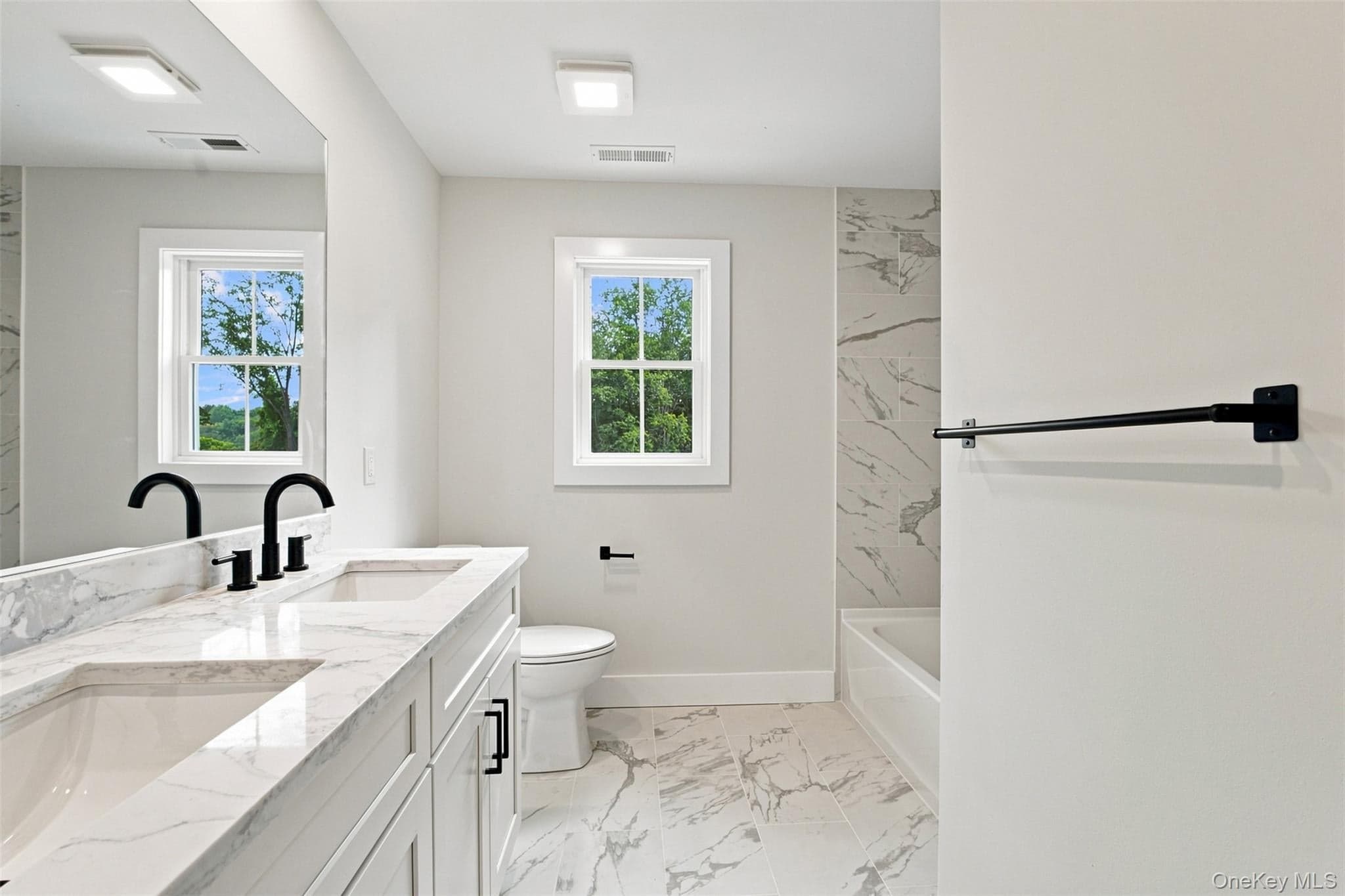 240 Mahopac Avenue thumbnail 23