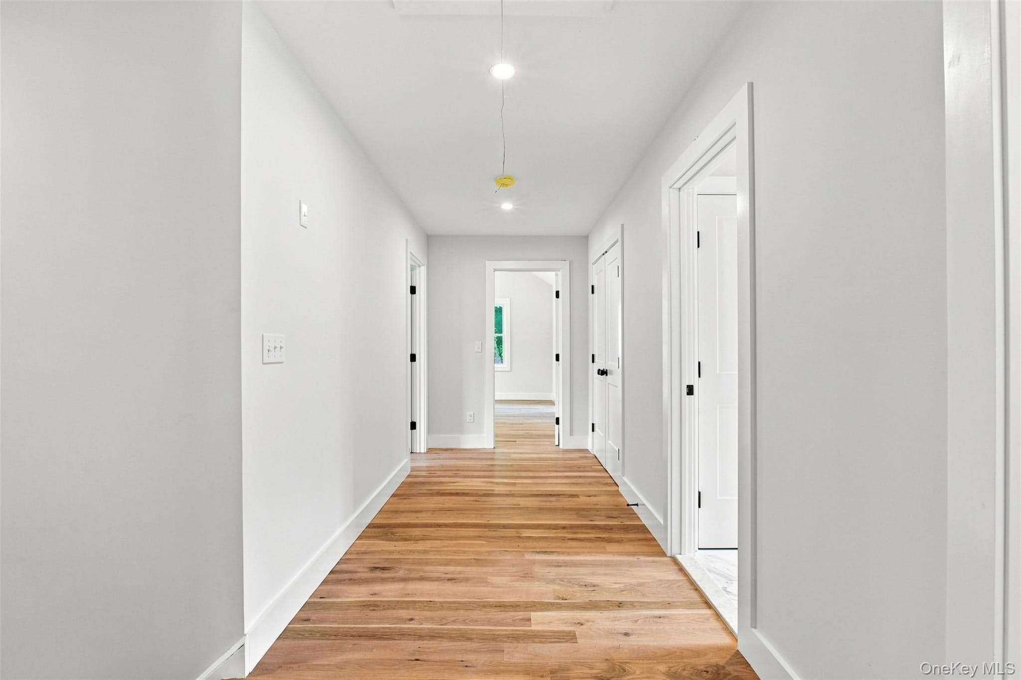 240 Mahopac Avenue thumbnail 29