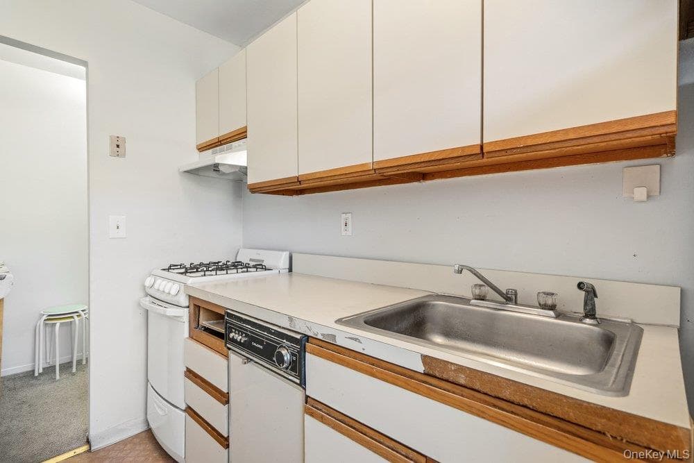 460 Old Town Road Unit: 27L thumbnail 13