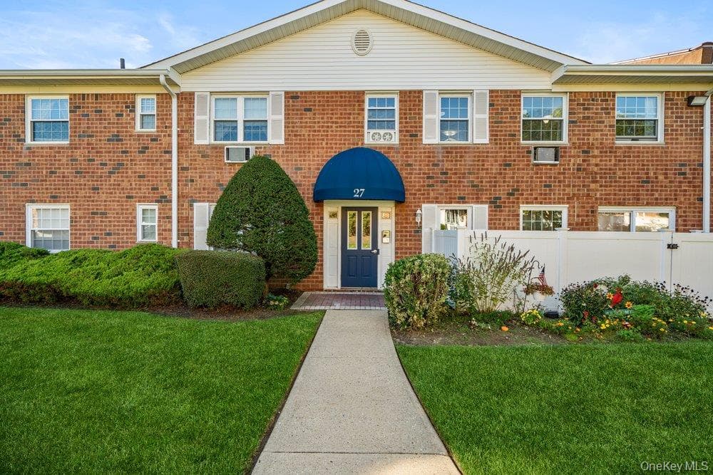 460 Old Town Road Unit: 27L thumbnail 2