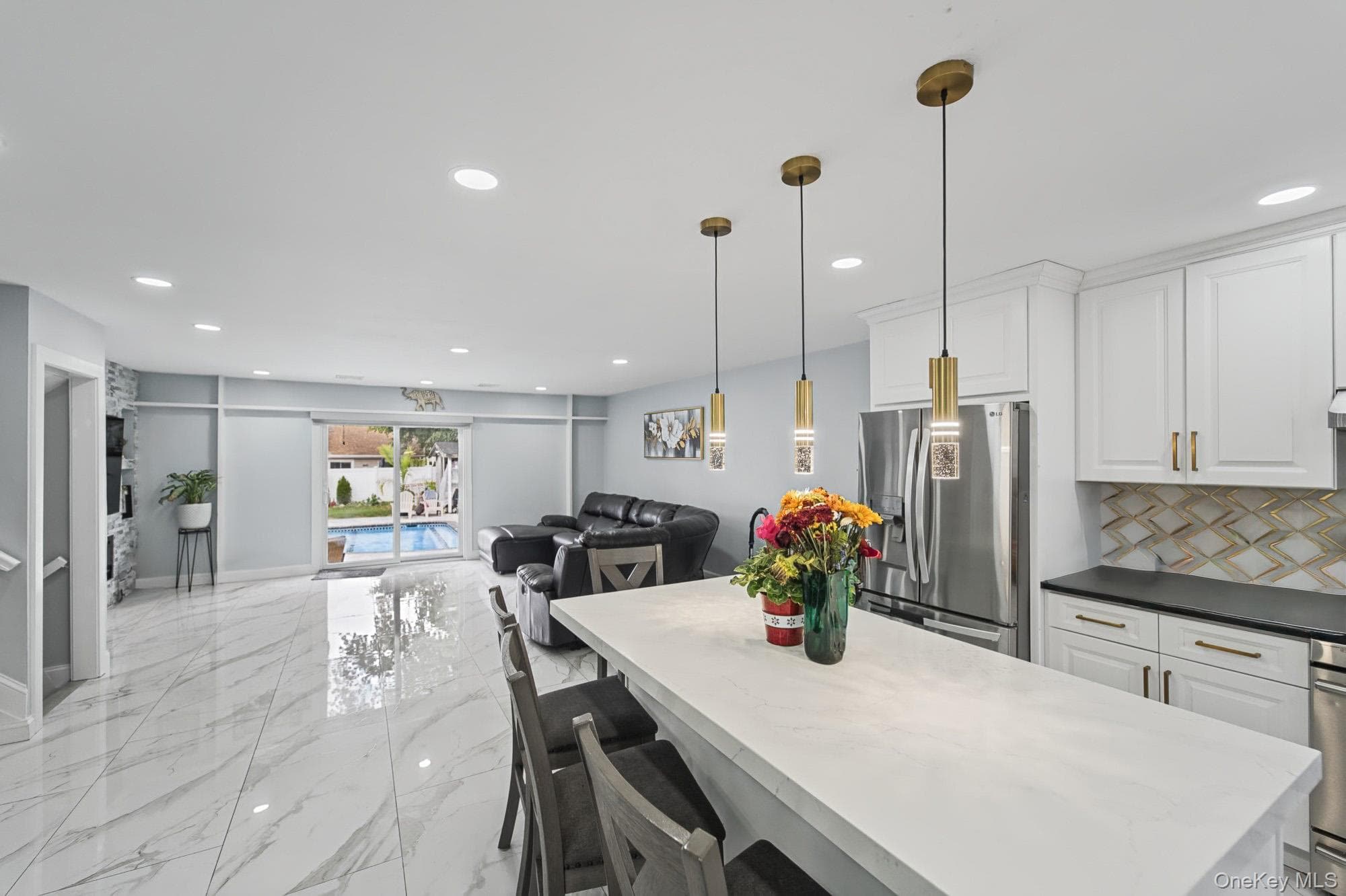 1575 Prospect Avenue thumbnail 9