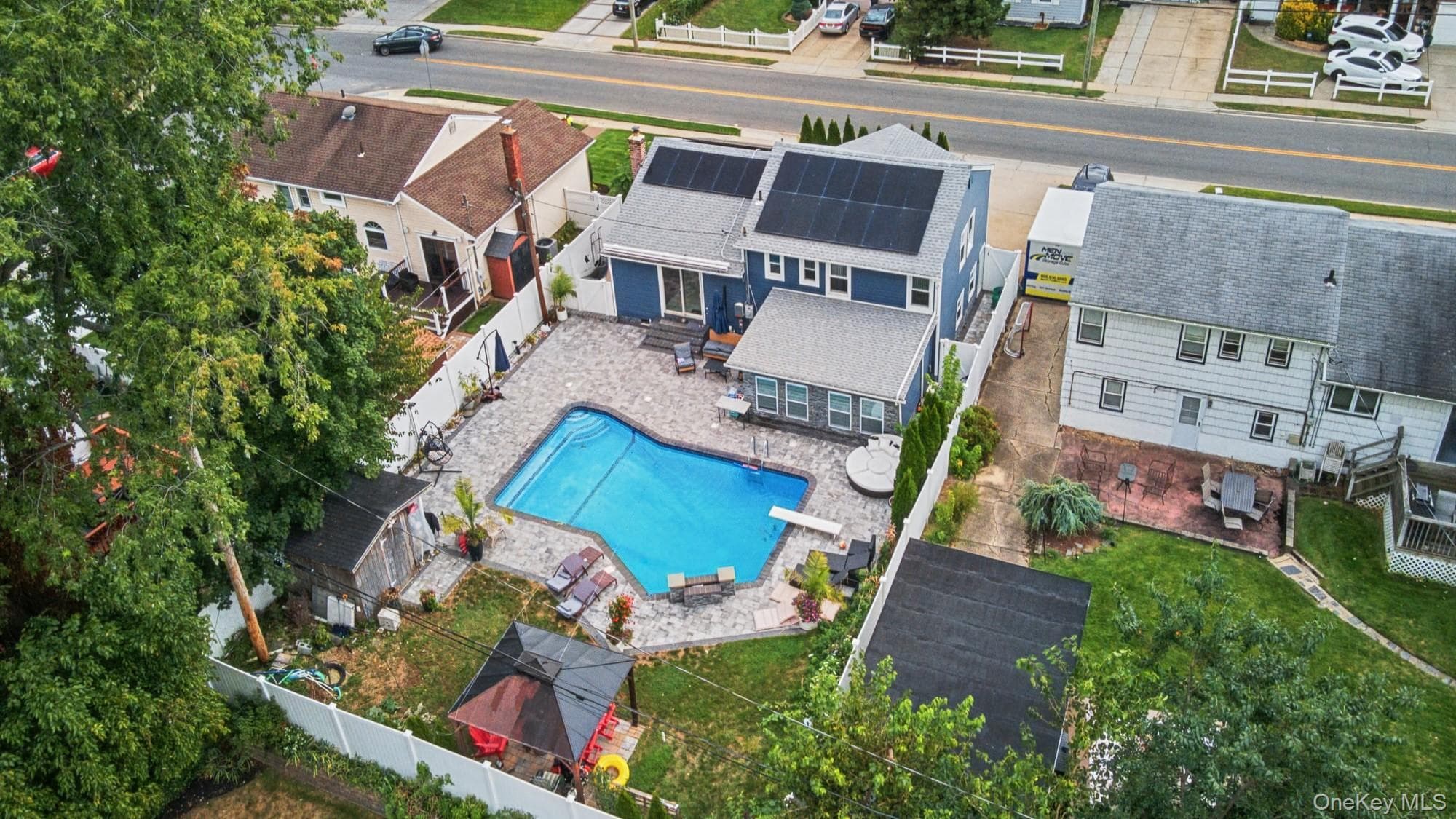 1575 Prospect Avenue thumbnail 4