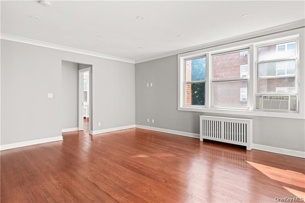 1133 Midland Avenue Unit: 4B thumbnail 7
