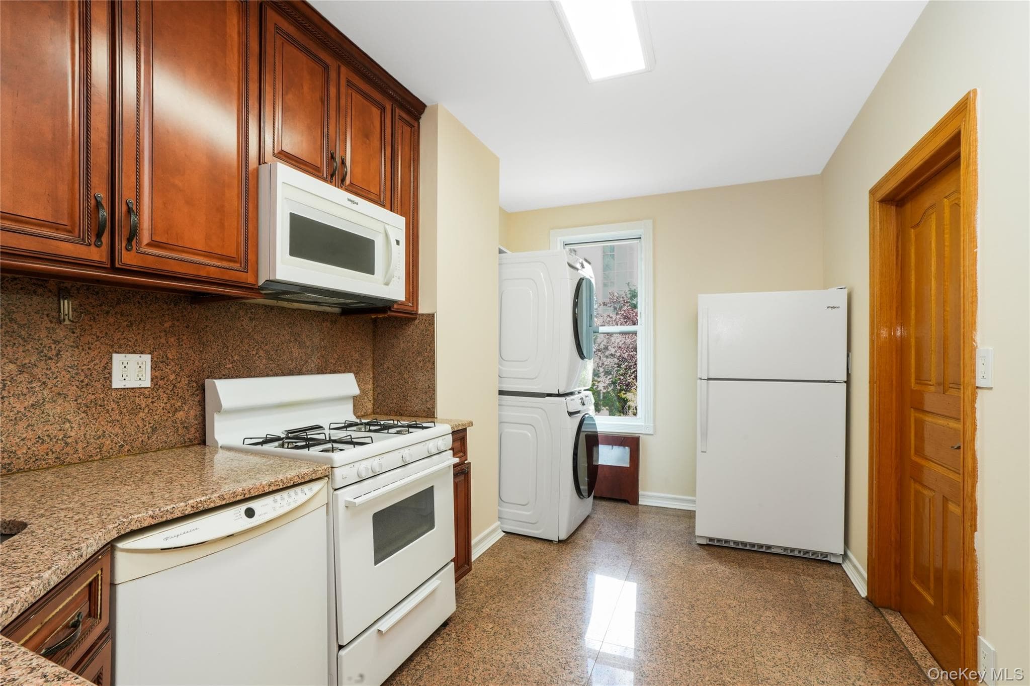 85-25 56th Avenue thumbnail 26