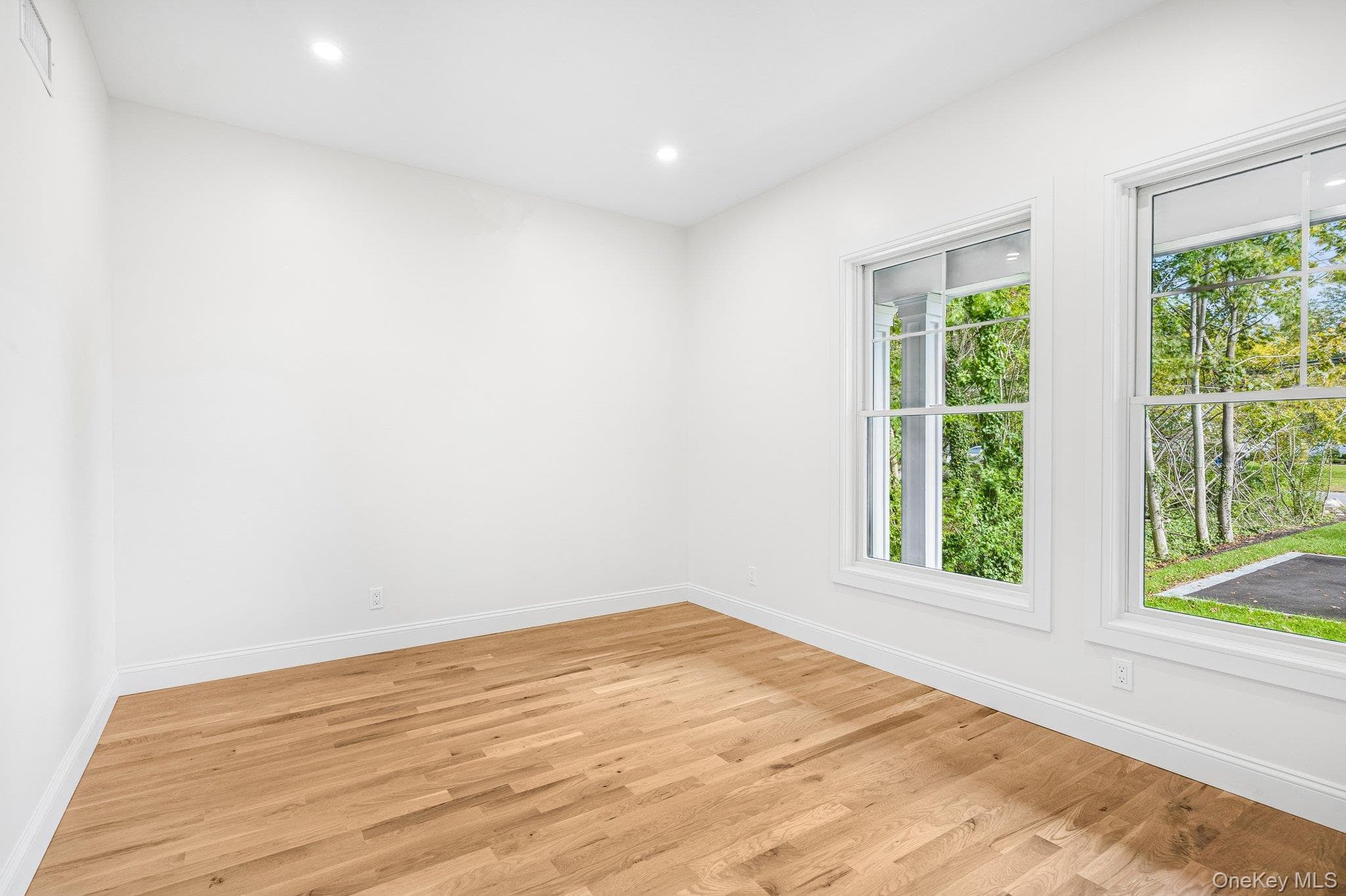 10 Nelson Avenue thumbnail 17