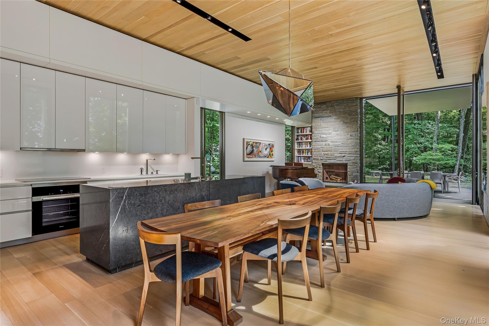 51 Old Stone Hill Road thumbnail 13