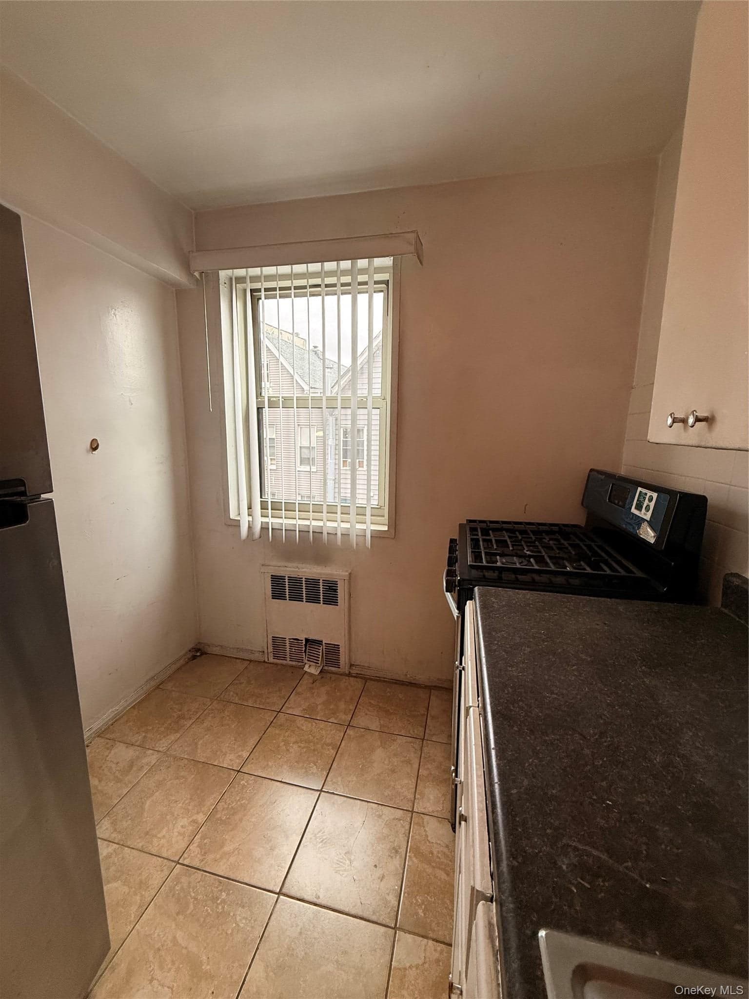 1010 Sherman AVE Unit: 2D thumbnail 10