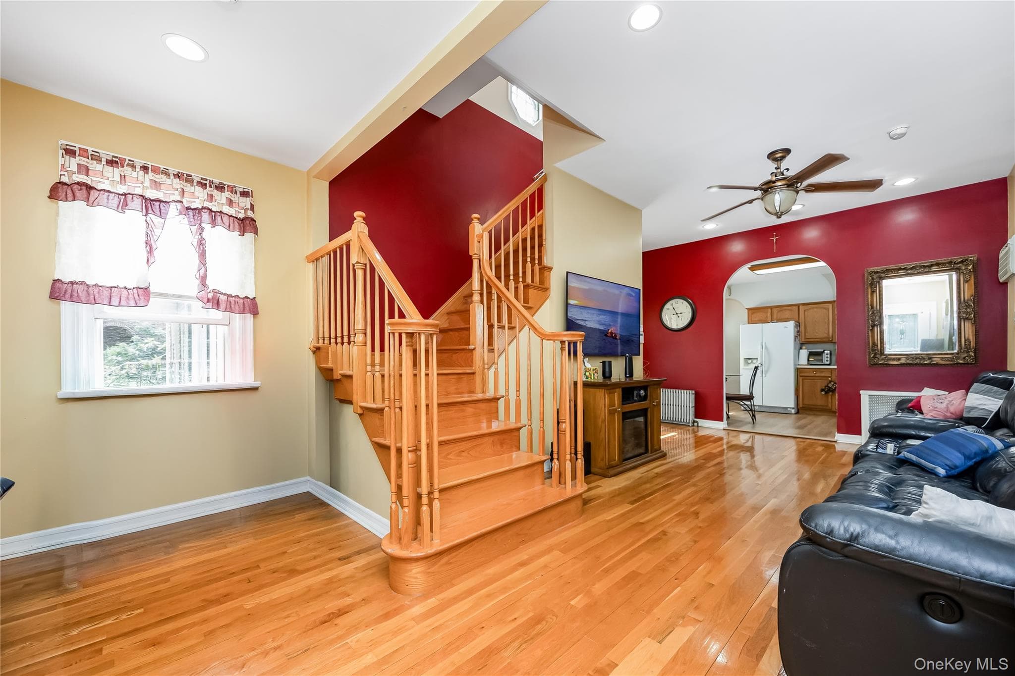 88-35 75th Avenue thumbnail 4