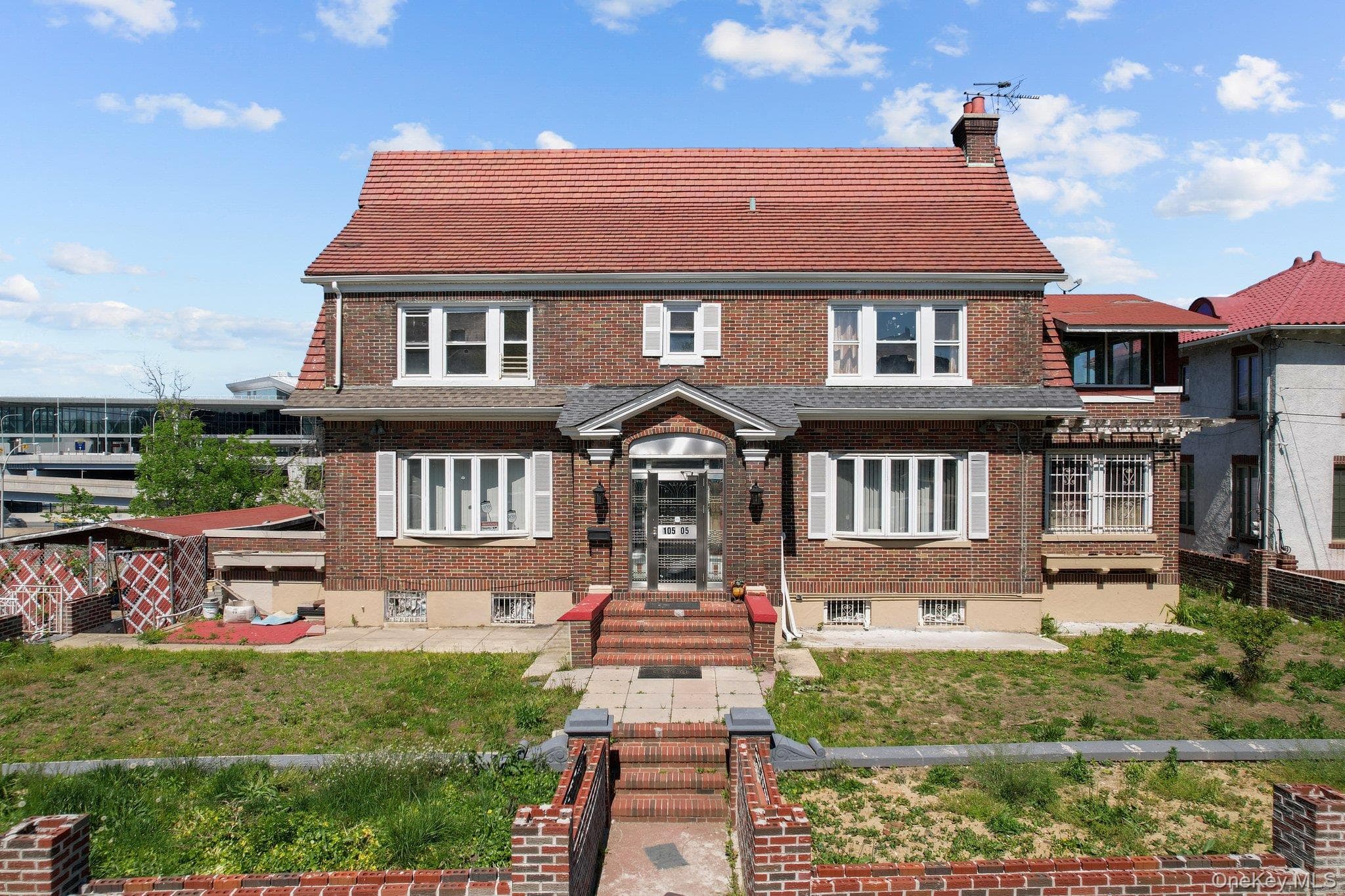 10505 Ditmars Boulevard, East Elmhurst