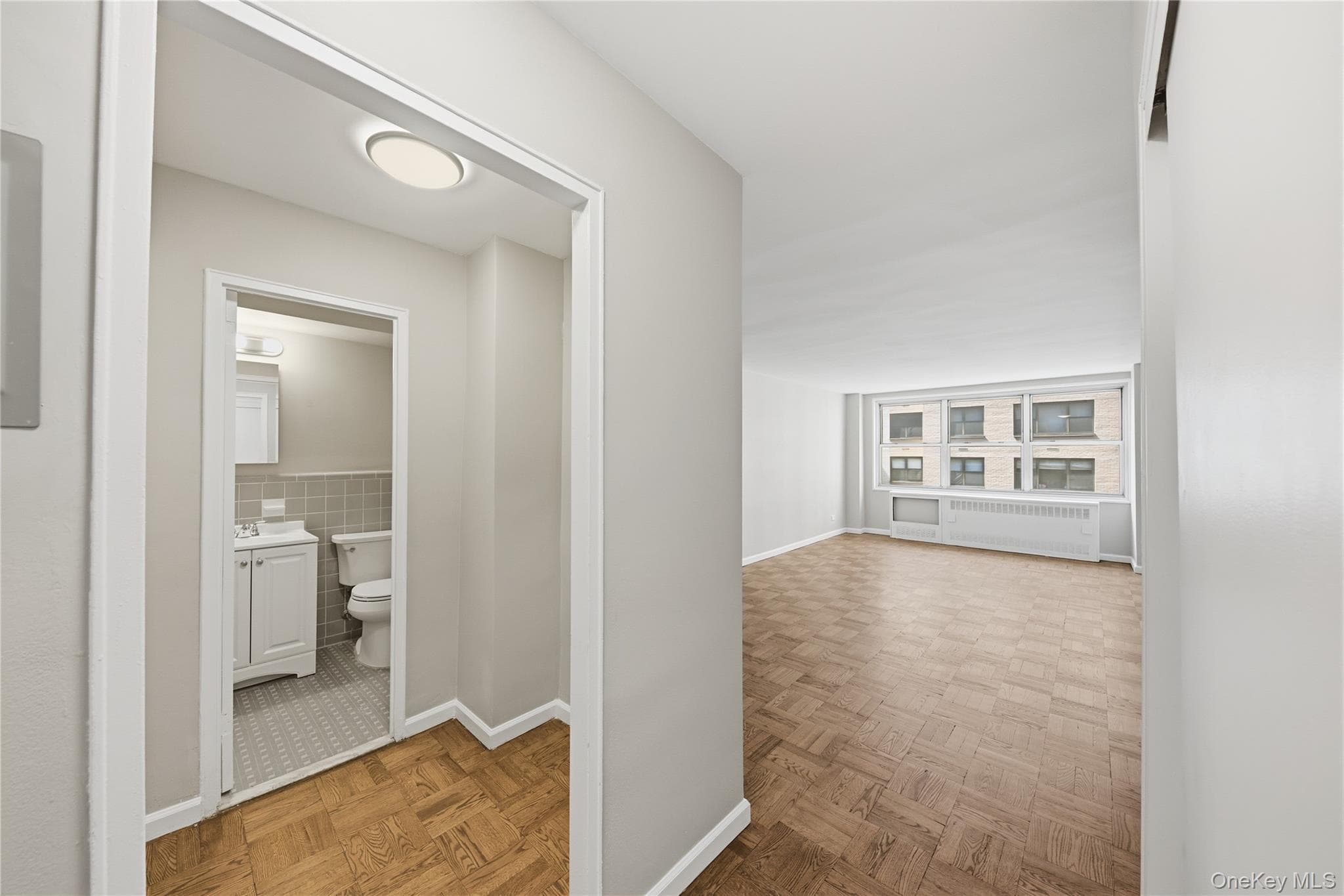 310 E 70th Street Unit: 5C thumbnail 4