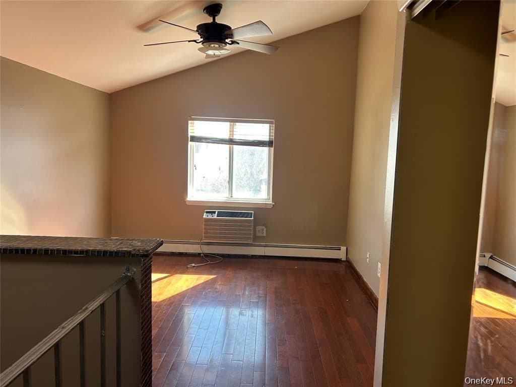 2226 Norton Avenue thumbnail 29