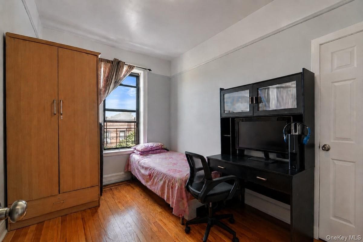 32-10 82nd Street thumbnail 14