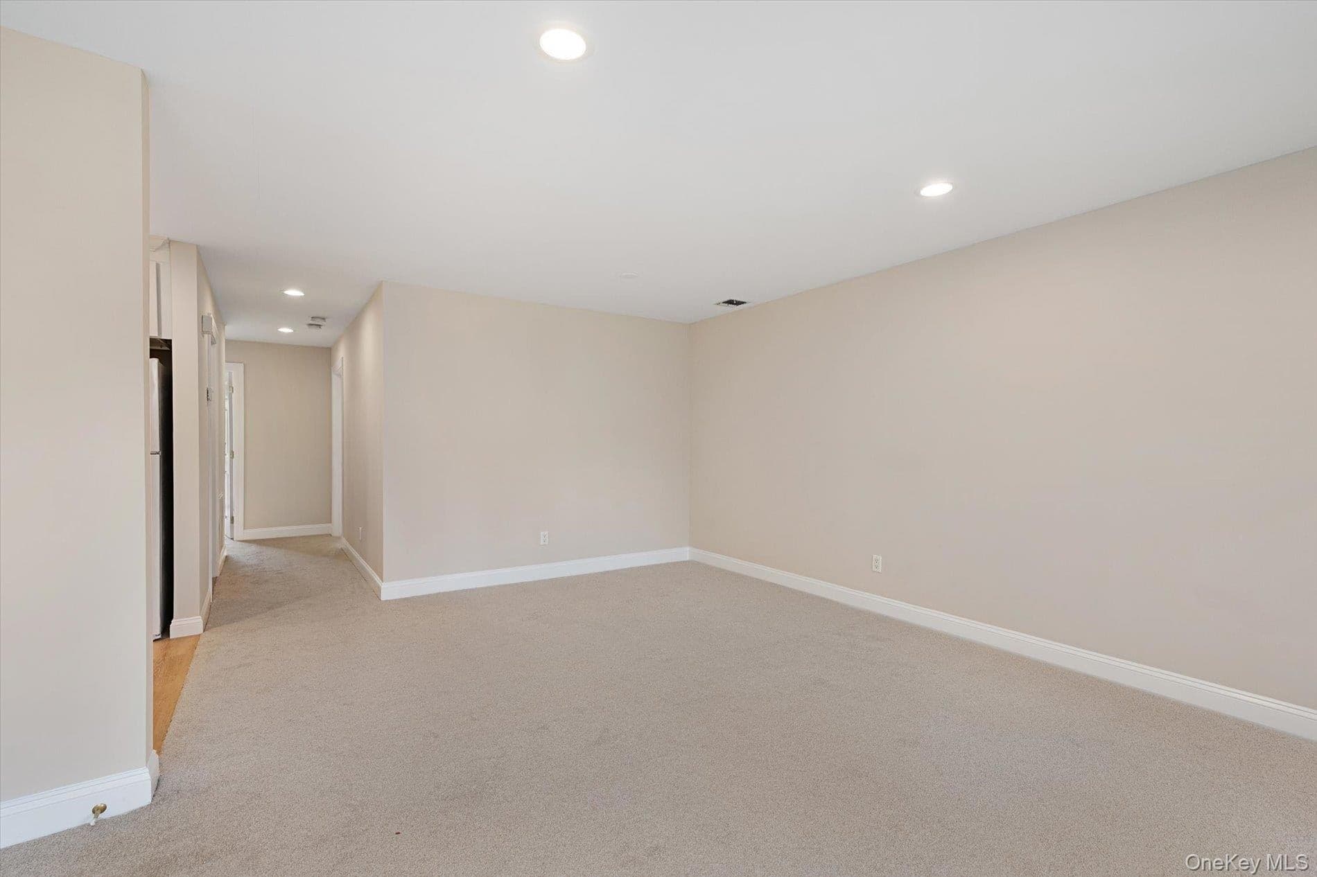 991 Madeira Boulevard thumbnail 2