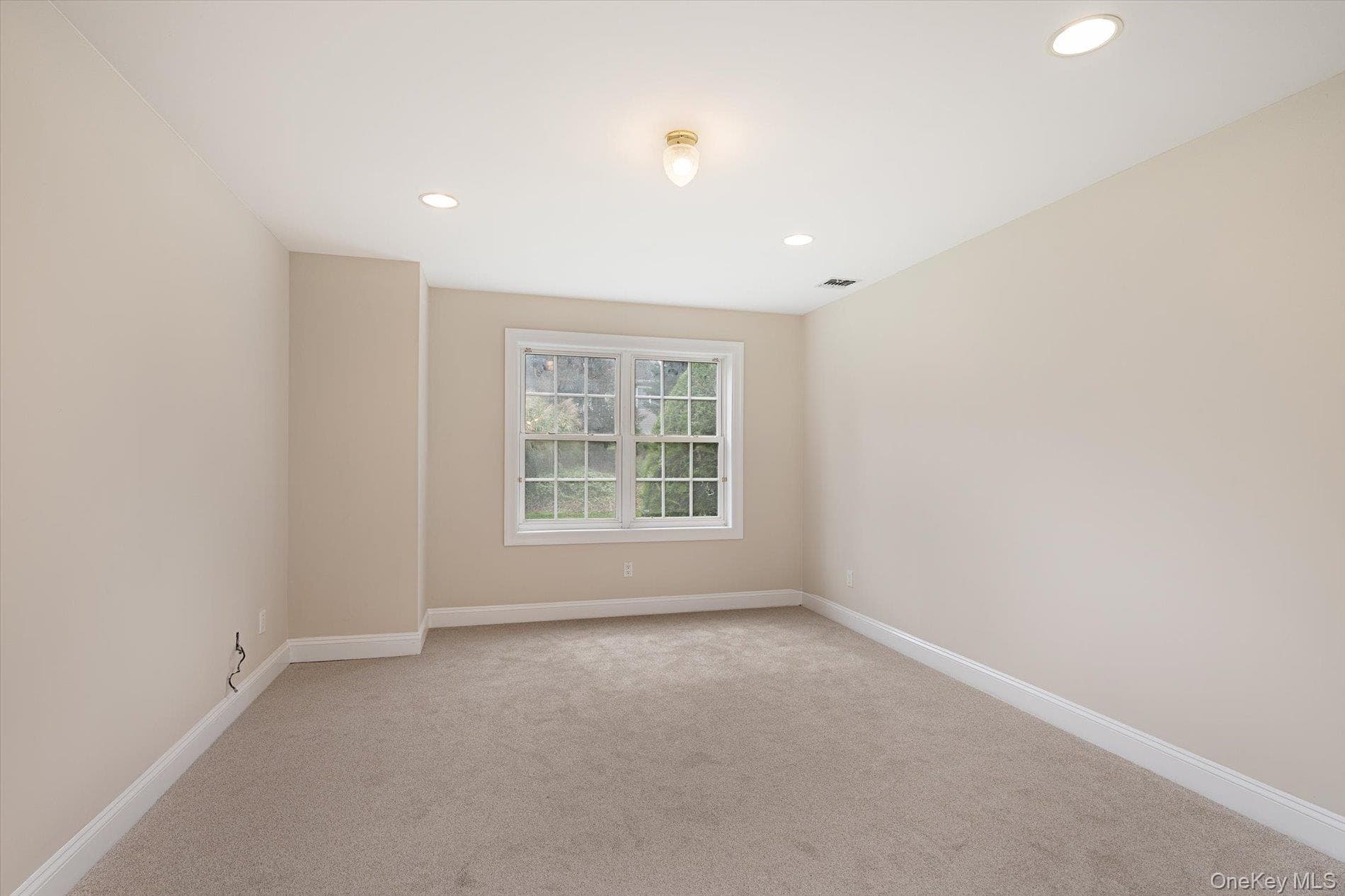 991 Madeira Boulevard thumbnail 8