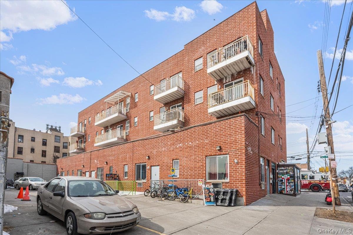 101-12 43rd Avenue thumbnail 6
