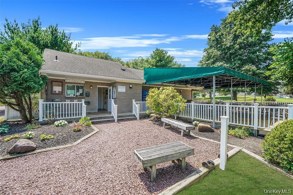 824 Birchwood Park Drive thumbnail 37