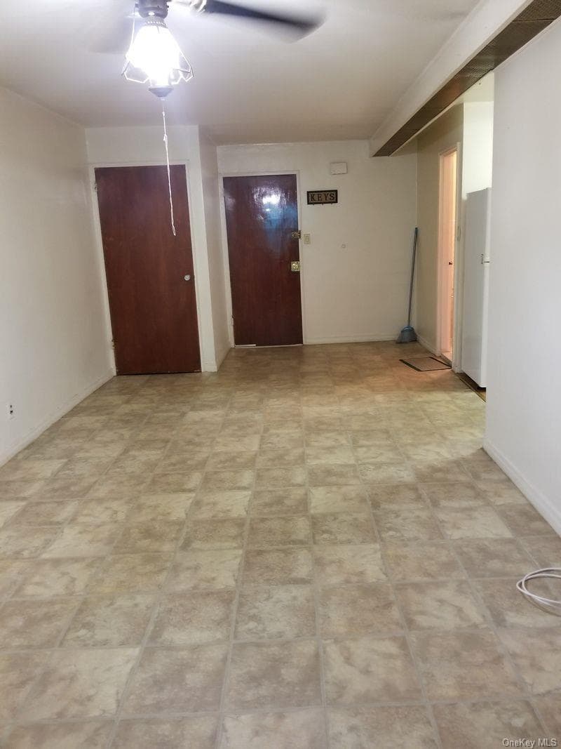47-30 48th Street thumbnail 5