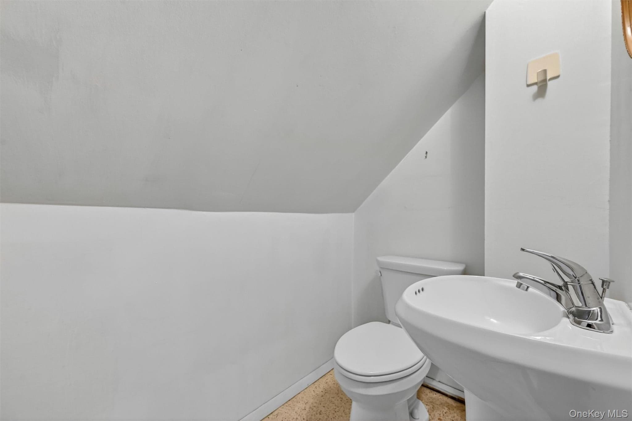 2 Curie Road thumbnail 26