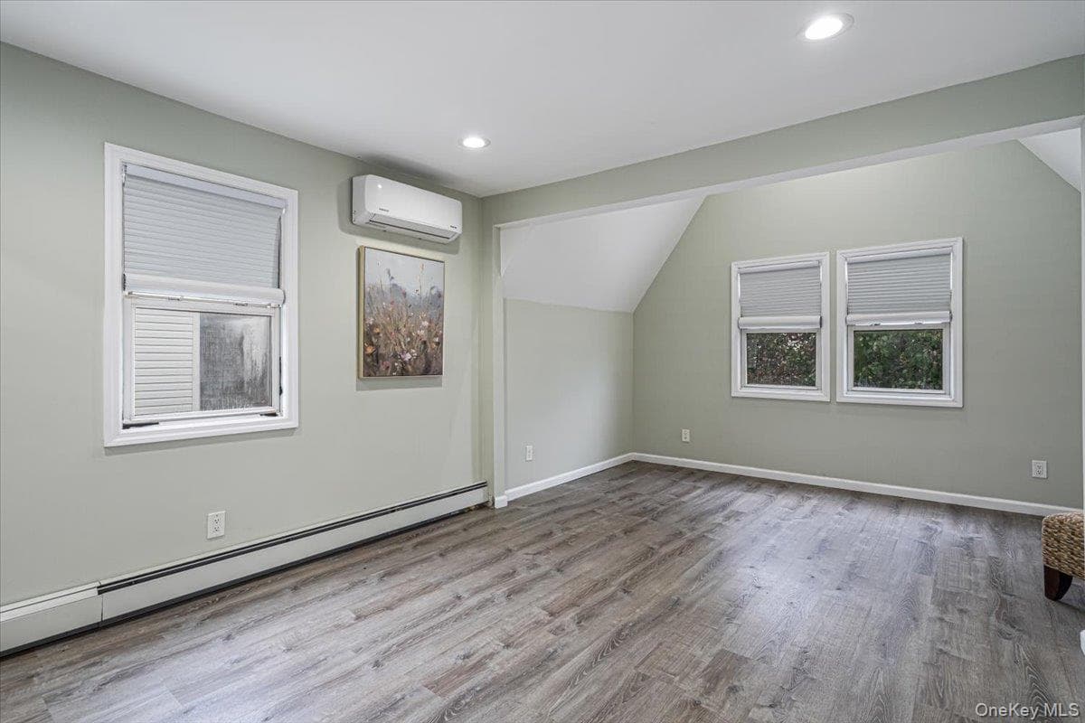 224 Oak Street thumbnail 13