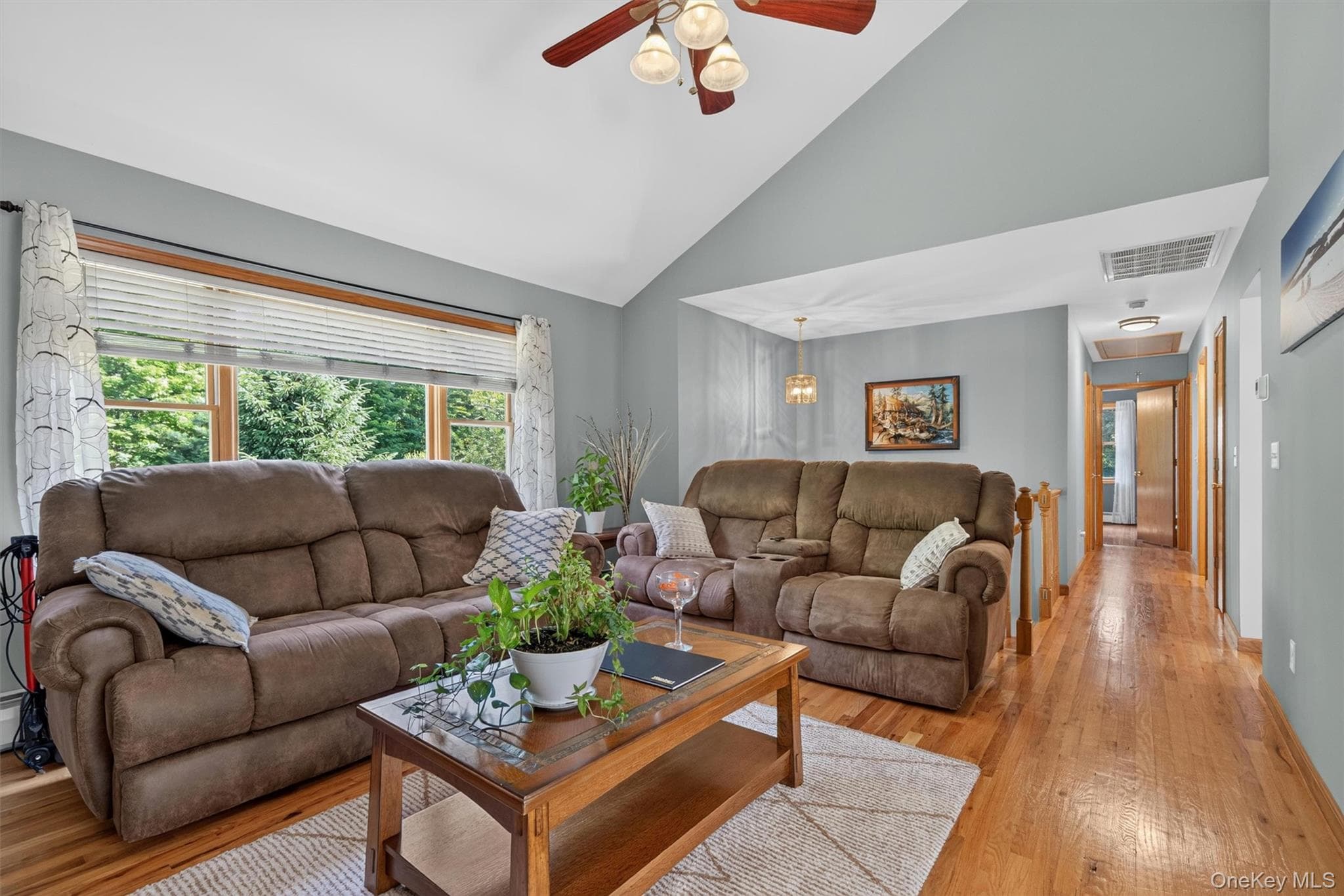 1019 Benjamin Vankeuren Drive thumbnail 12