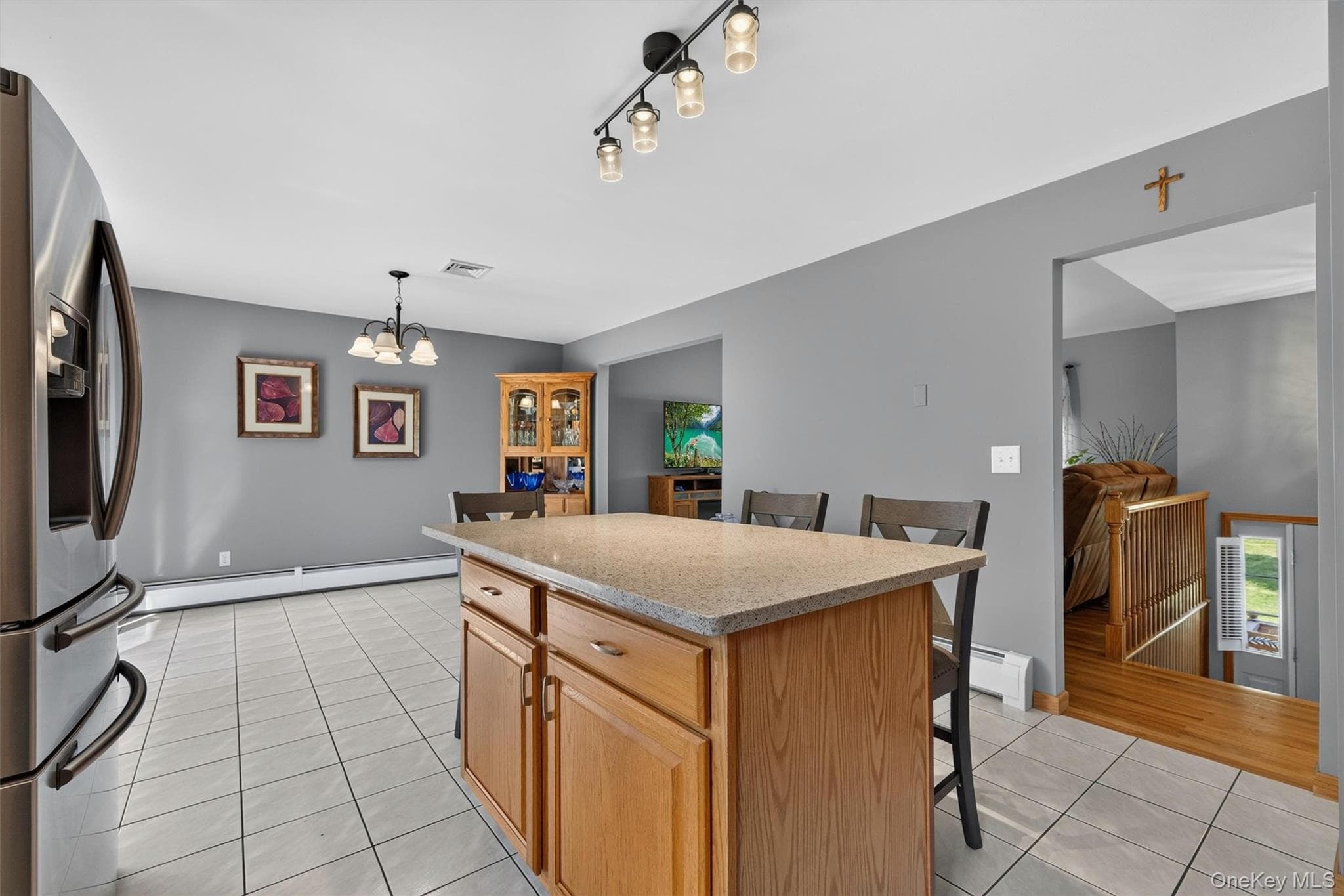 1019 Benjamin Vankeuren Drive thumbnail 19