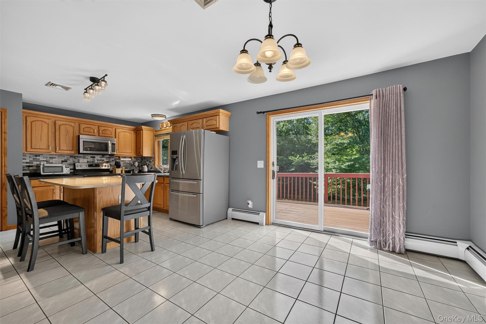 1019 Benjamin Vankeuren Drive thumbnail 14