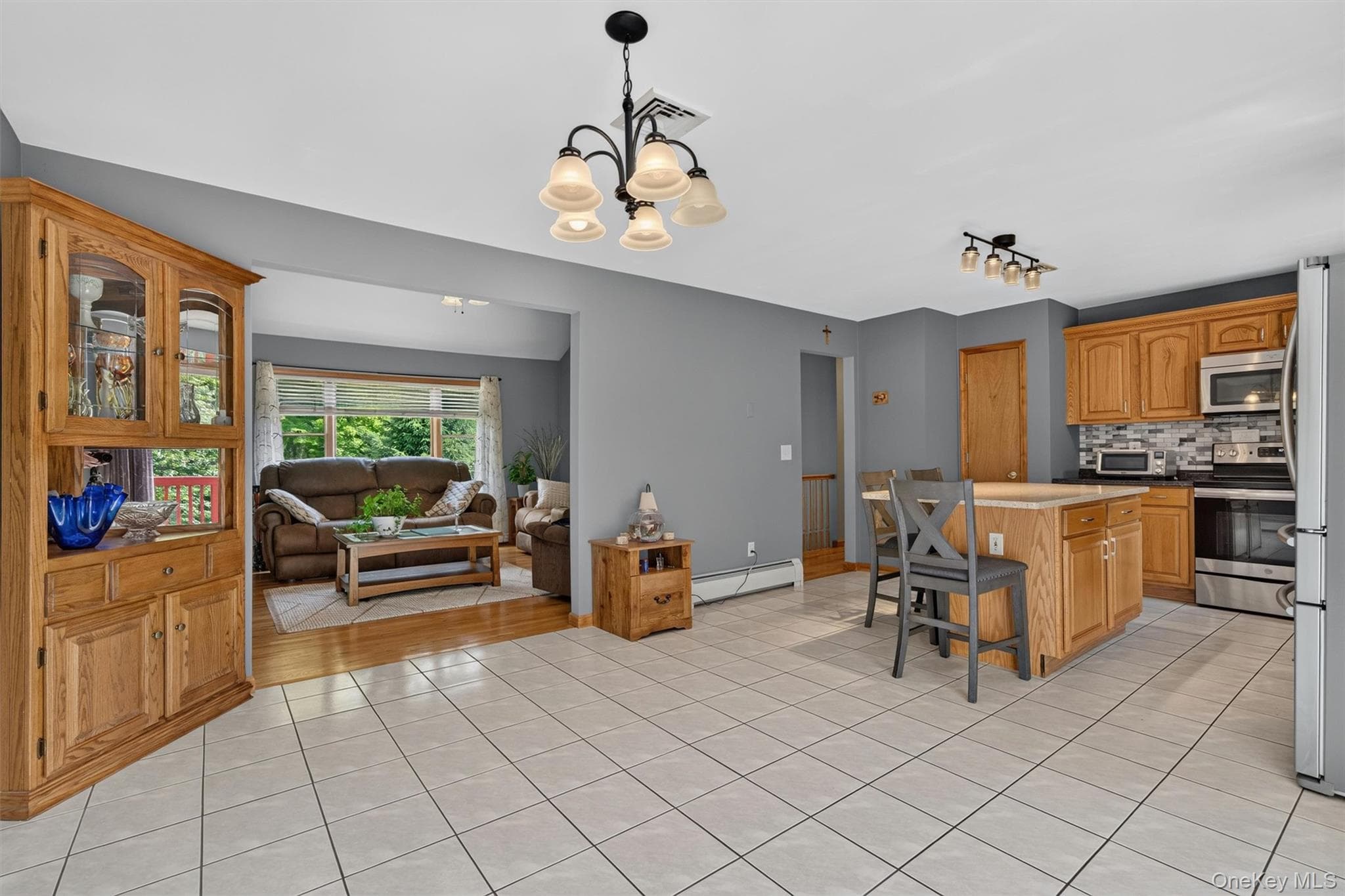 1019 Benjamin Vankeuren Drive thumbnail 13