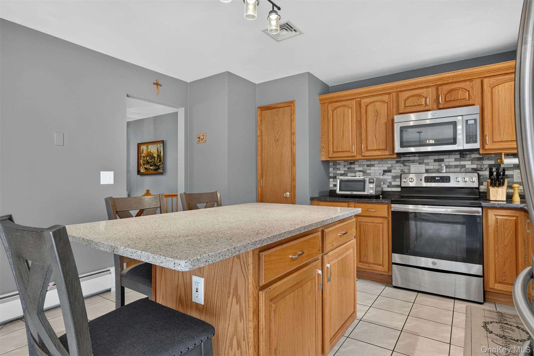 1019 Benjamin Vankeuren Drive thumbnail 16