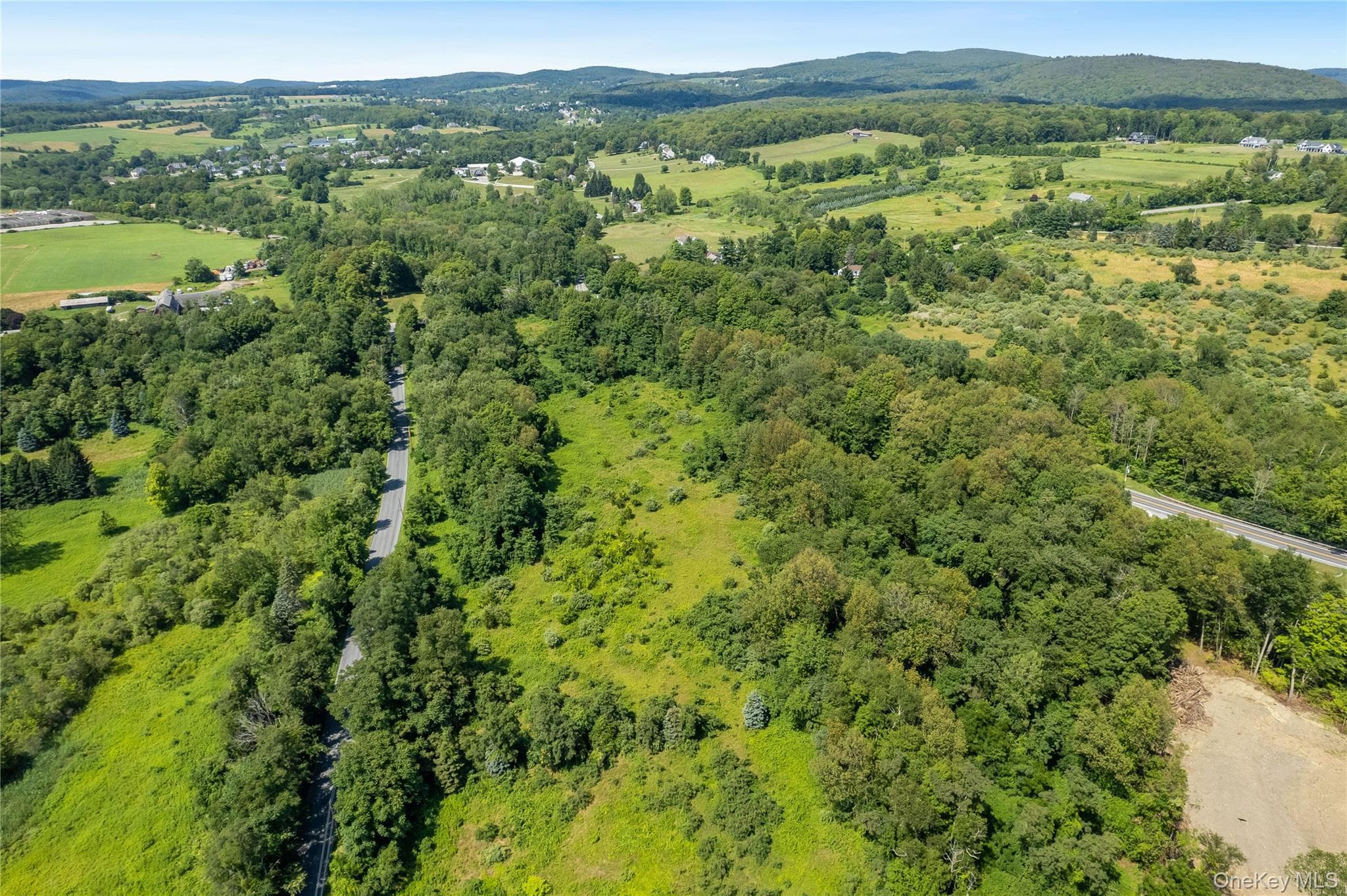 Clapp Hill Road thumbnail 3