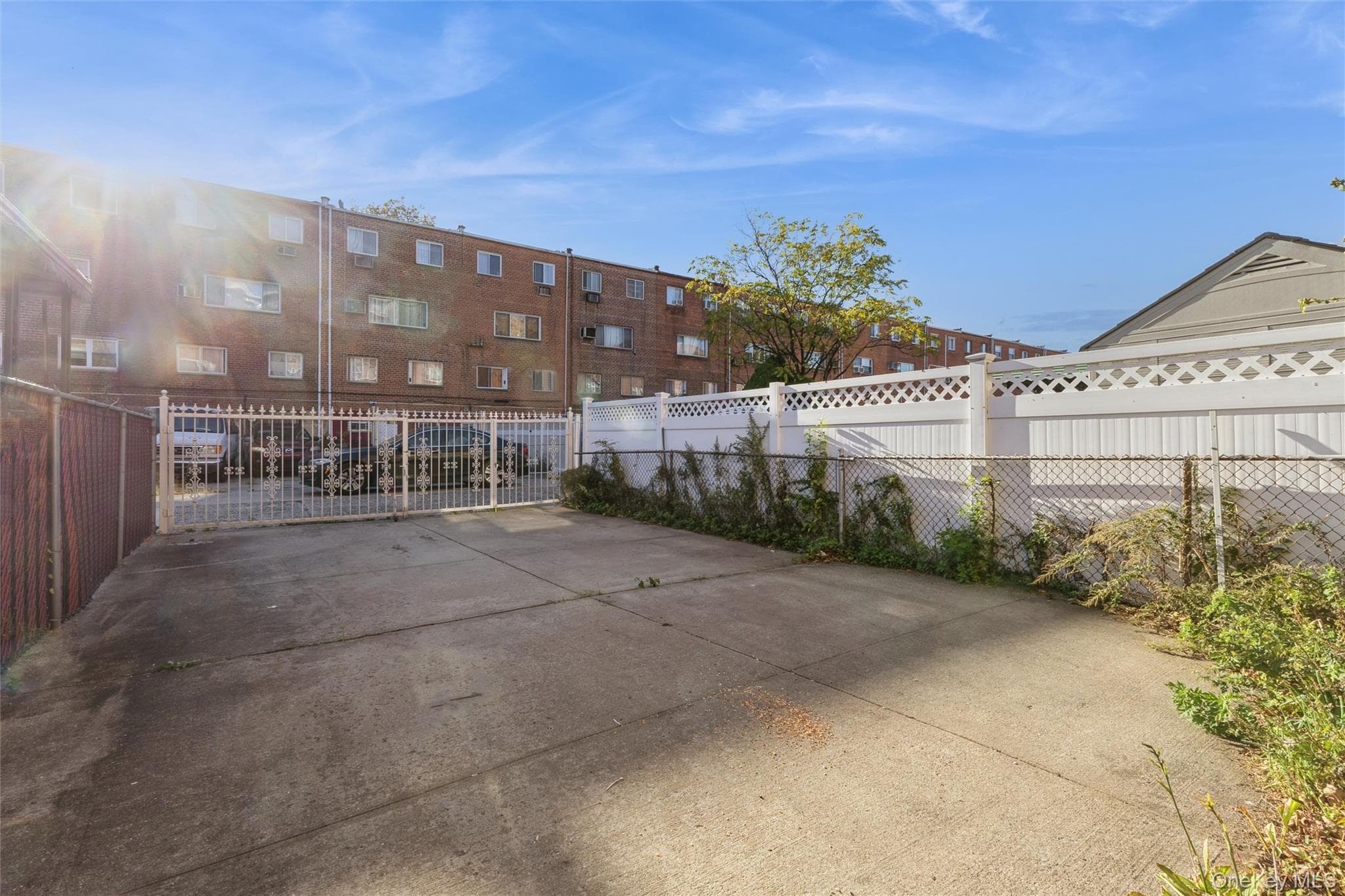 980 Jerome Street thumbnail 22