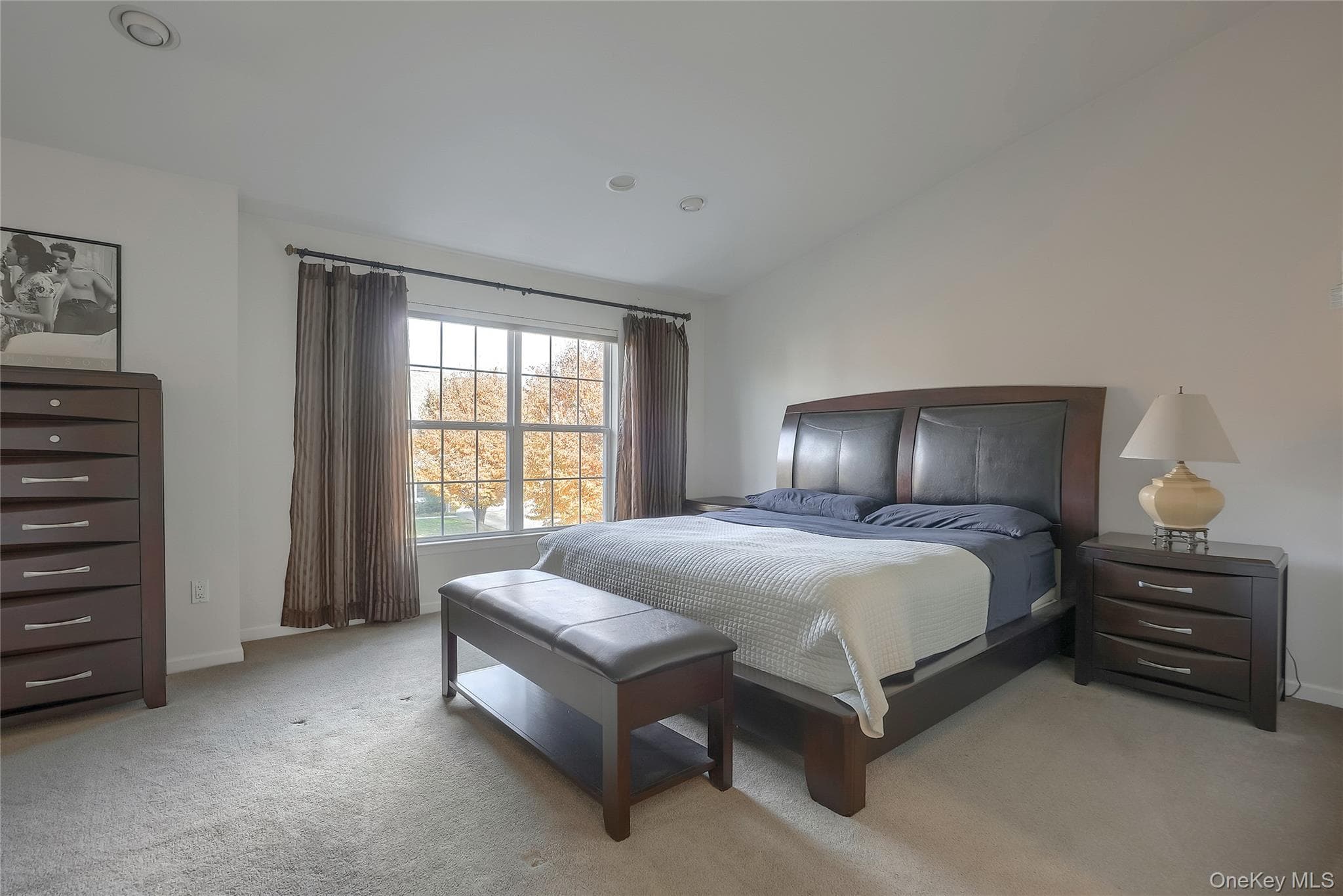 834 Huntington Drive thumbnail 18