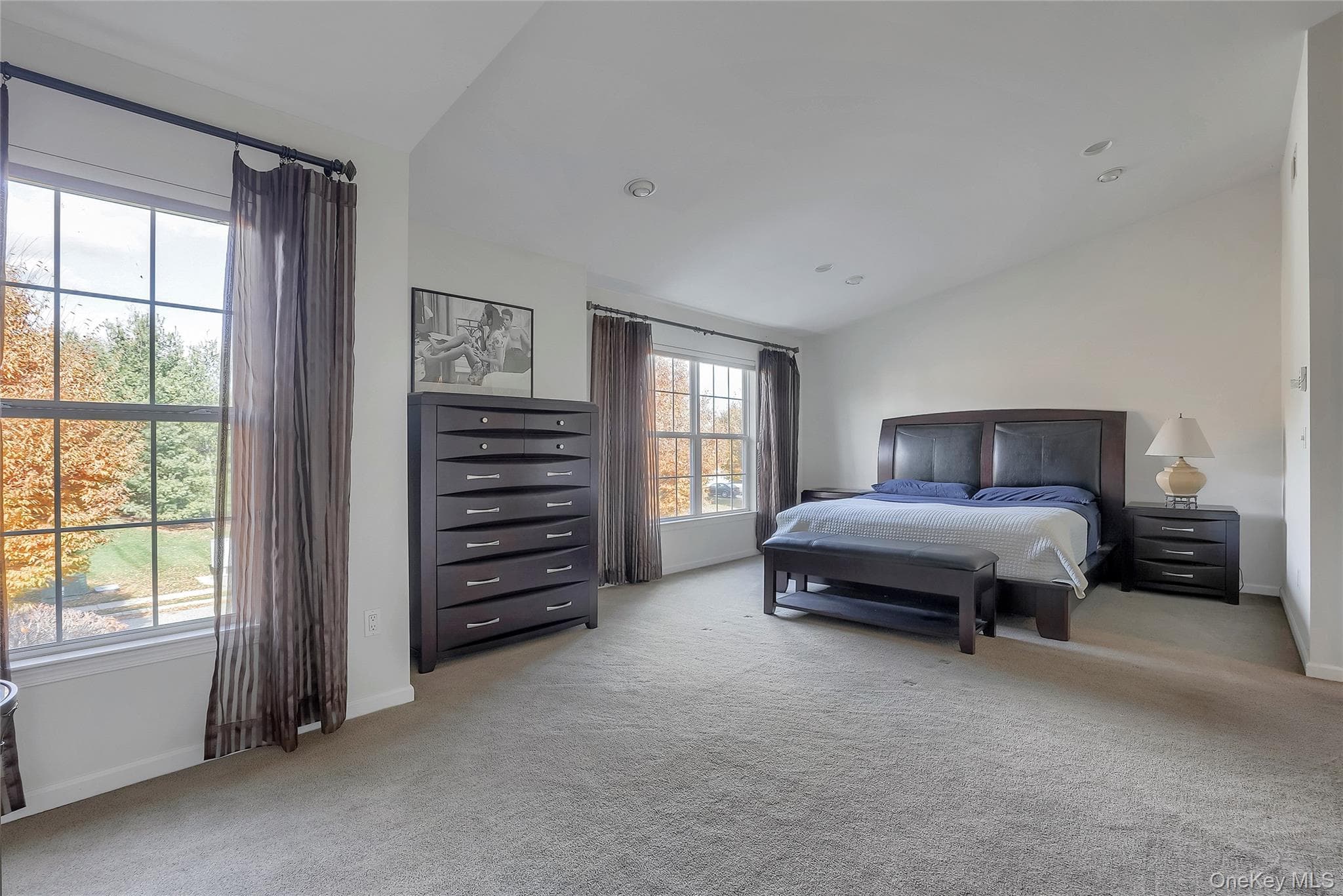 834 Huntington Drive thumbnail 20